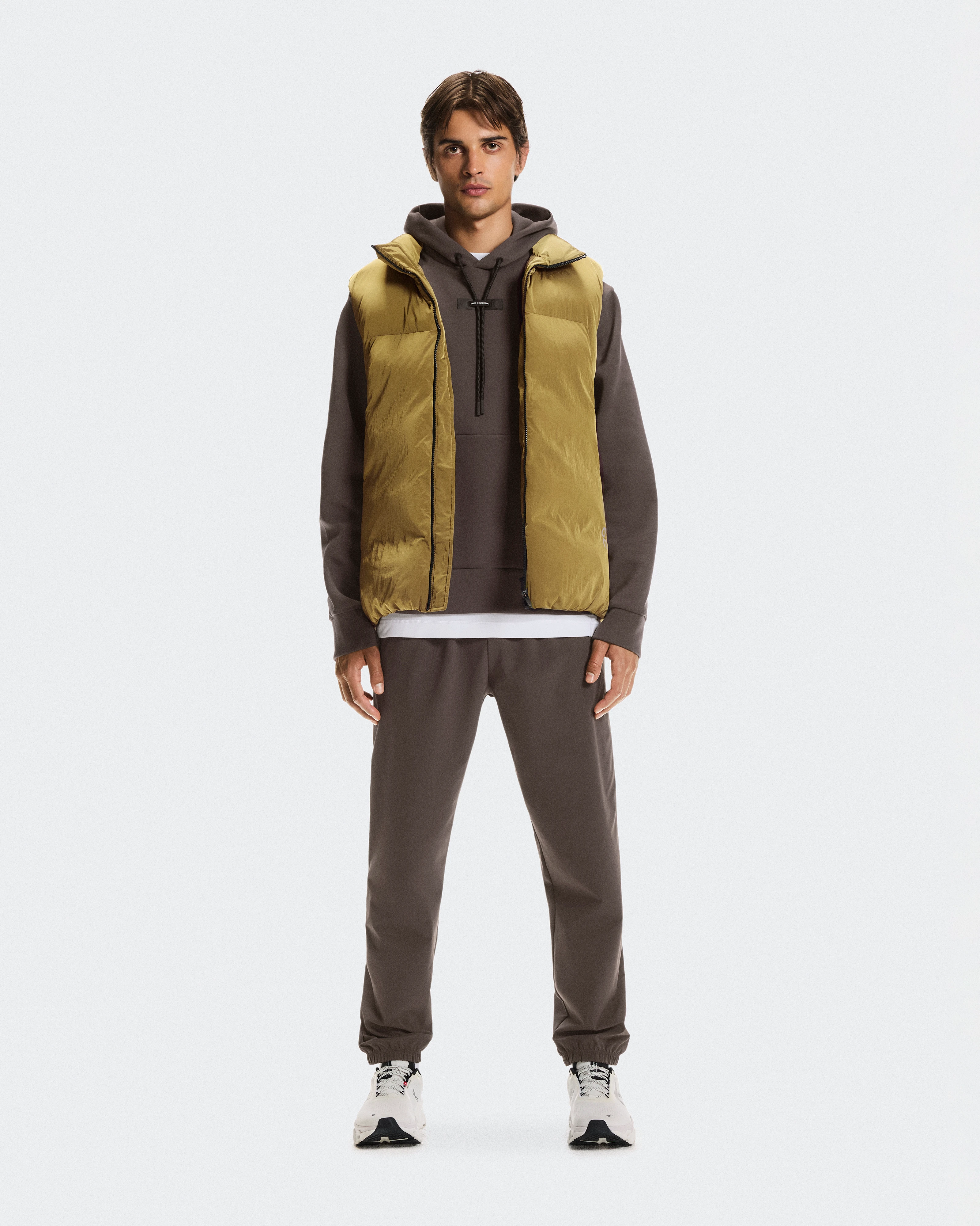 On All-Day Puffer Vest Nutmeg Men Jackets
