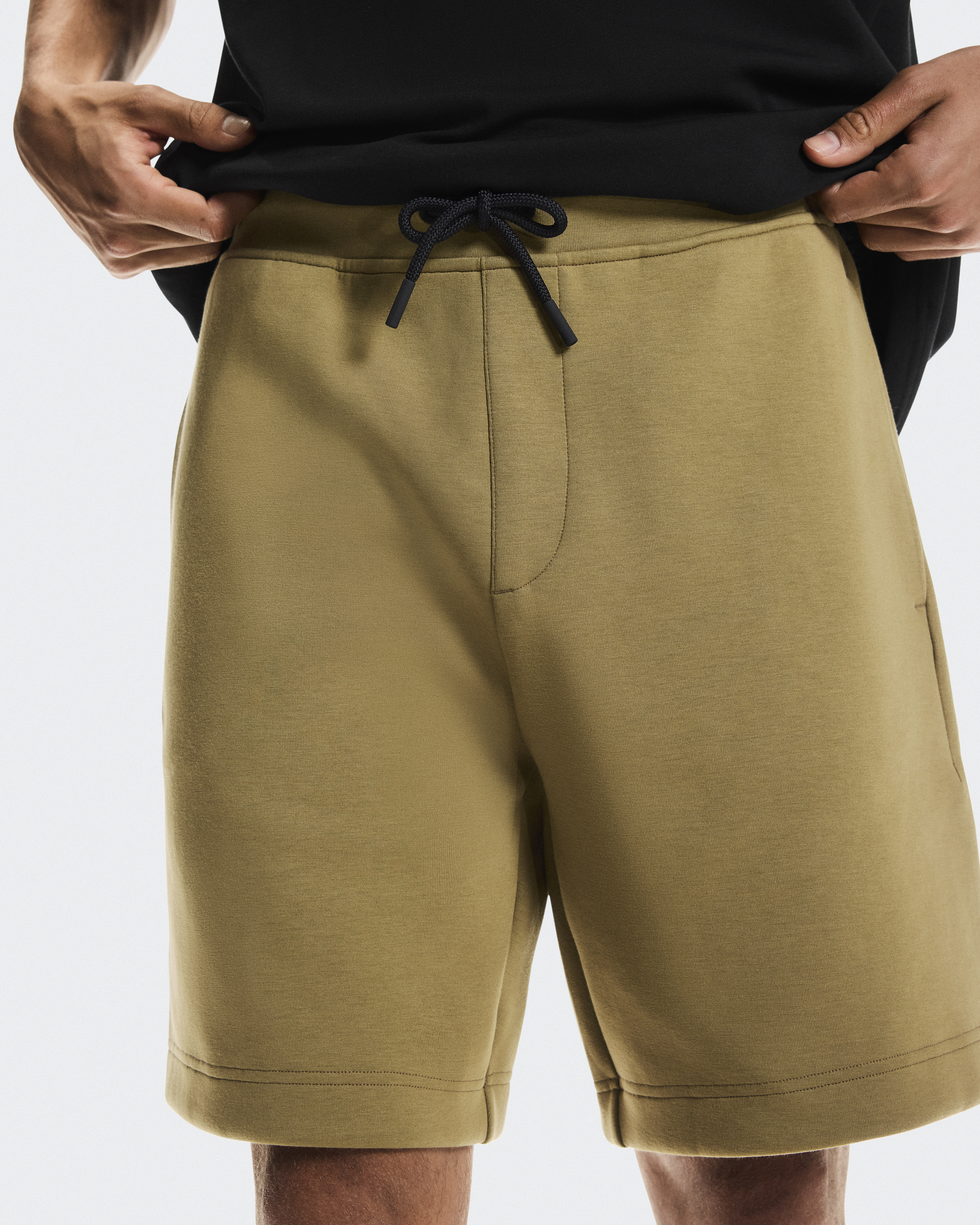 Men's Focus Tech Shorts | Brown | On United States