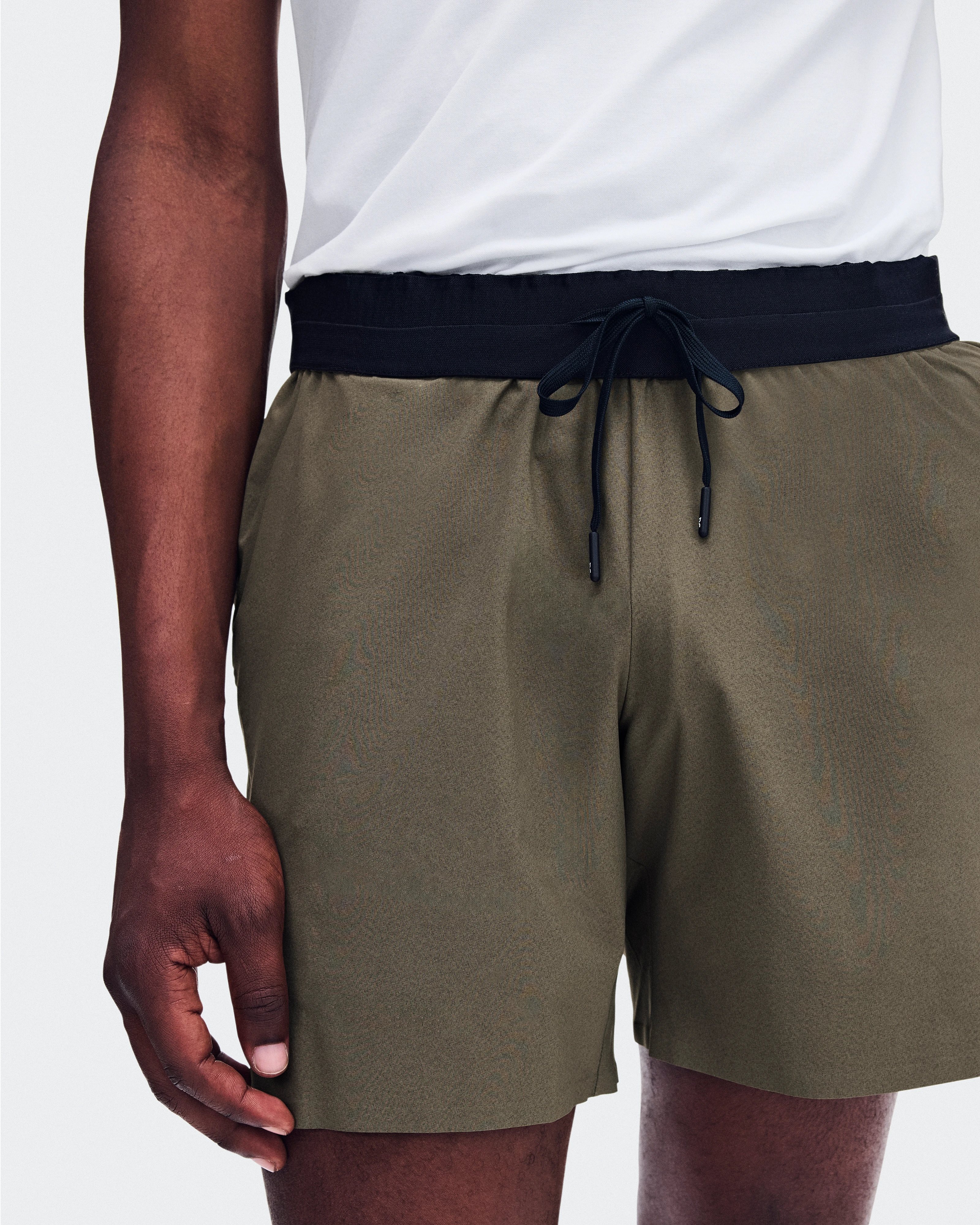 On Focus Shorts Bark Men Shorts