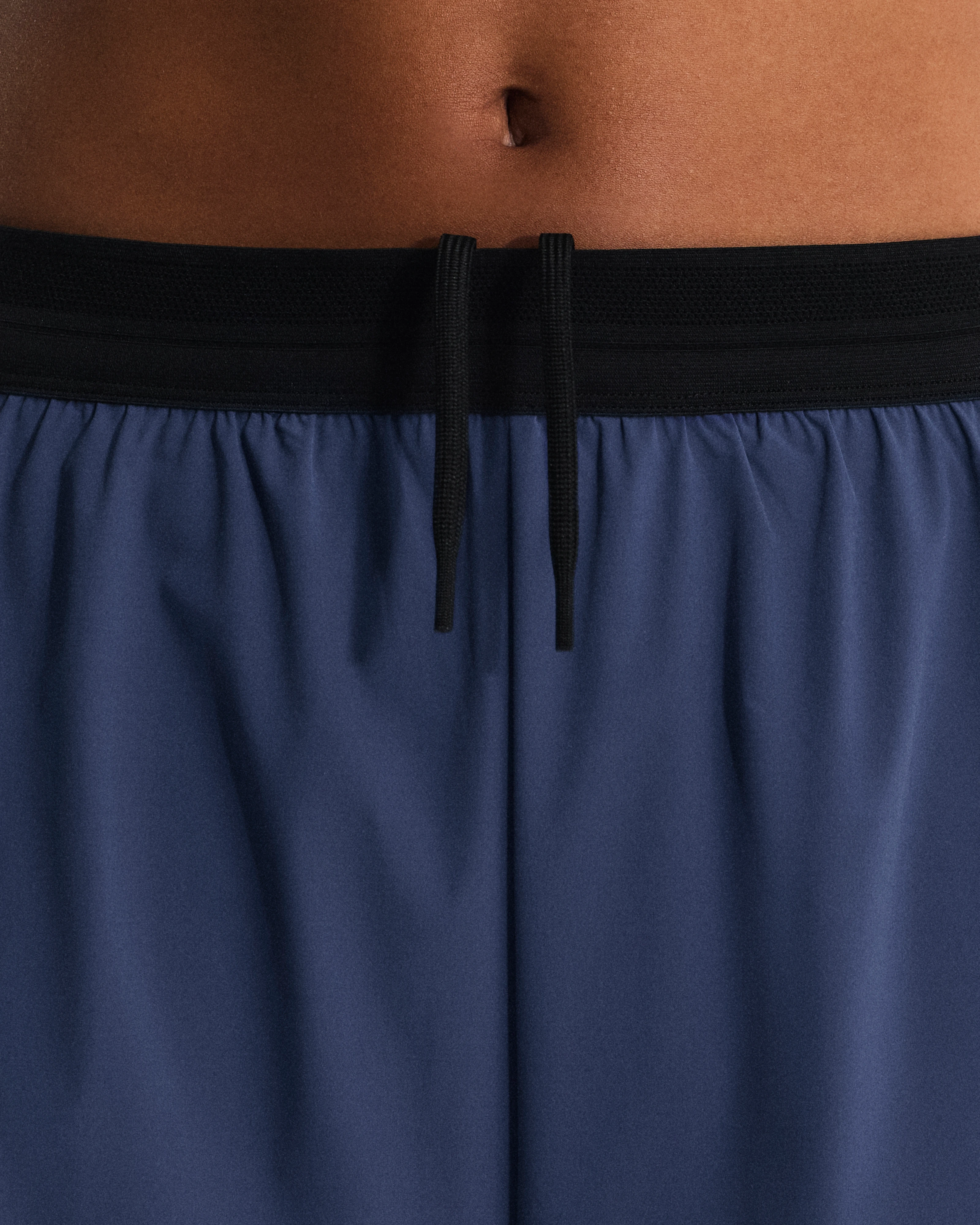 On 3" Performance 2/1 Shorts Acai & Black Mujer Pantalones cortos