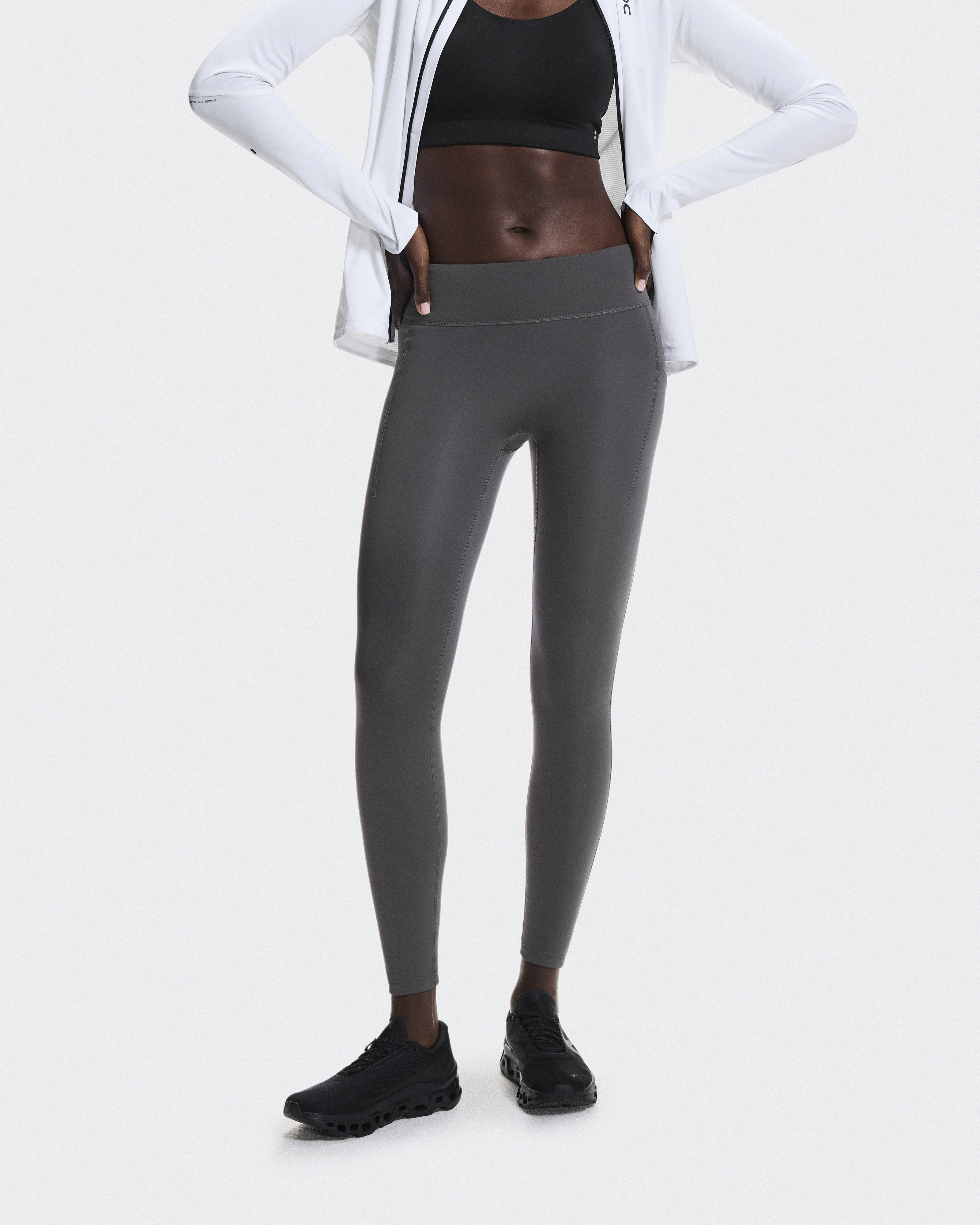 レッグウェア On Performance Tights Eclipse S Size On Performance Tights 7/8 Women - Eclipse | BIKE24