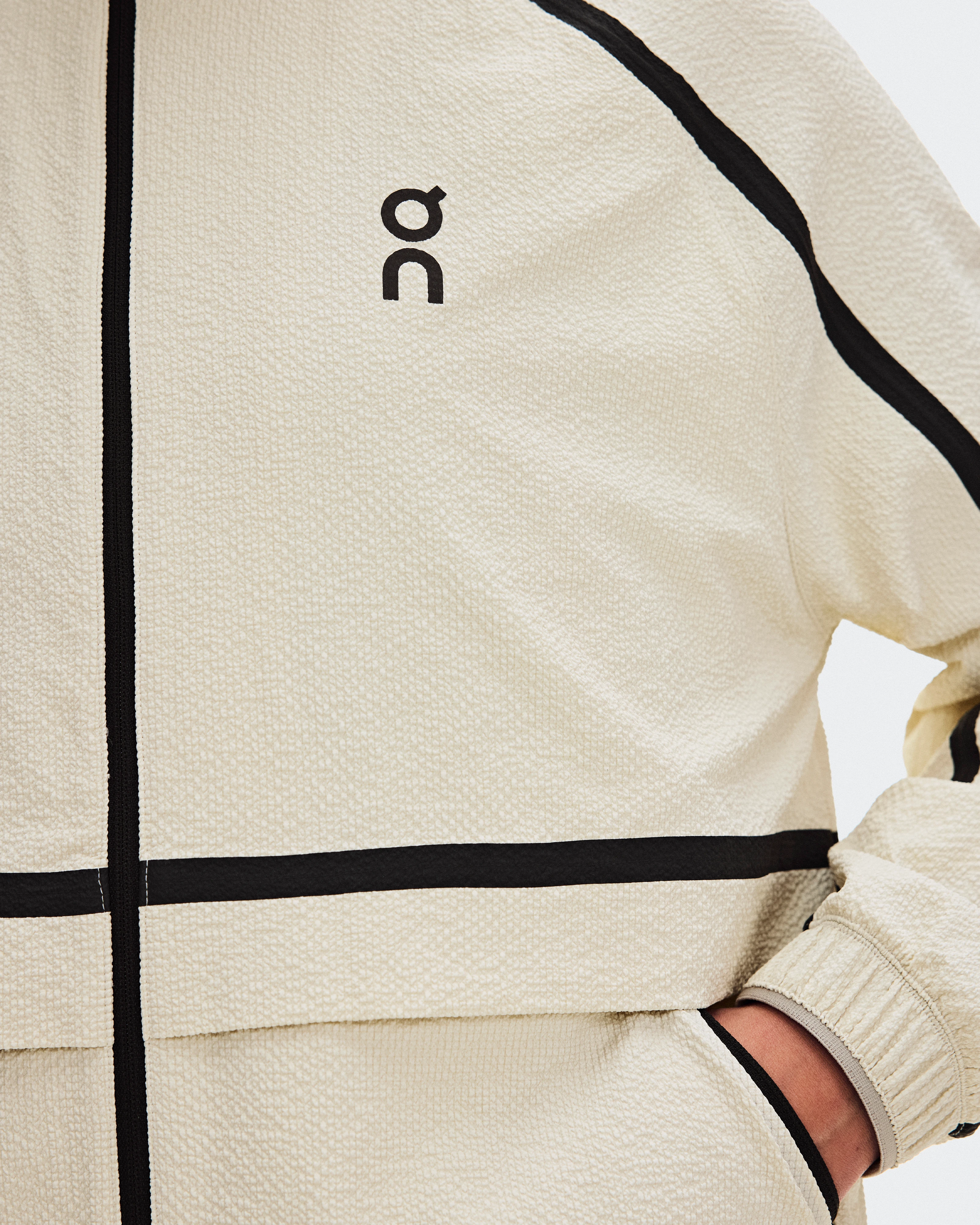 On Performance Volt Jacket Hare Women Jackets