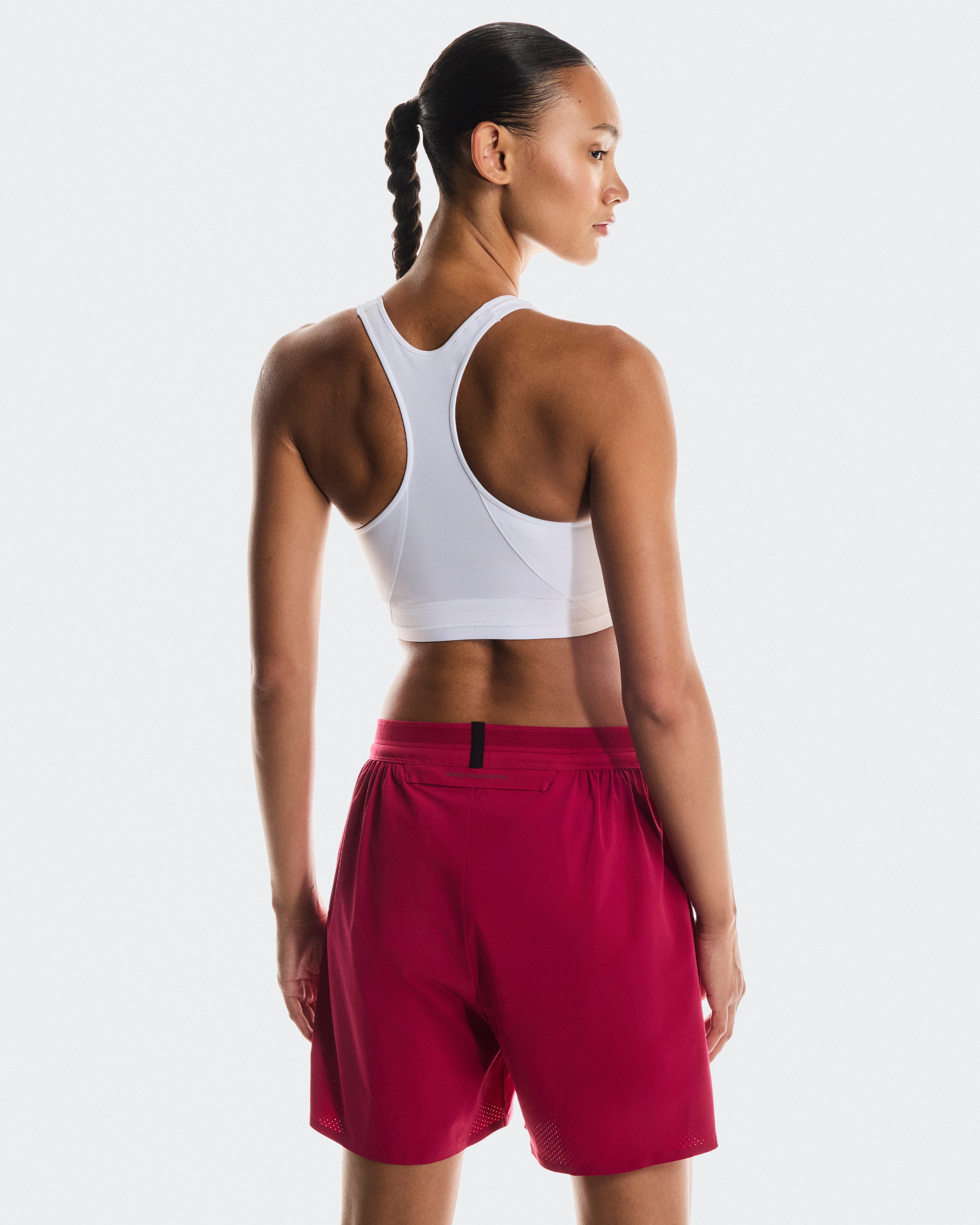 On 5" Performance Shorts Grenadine Women Shorts