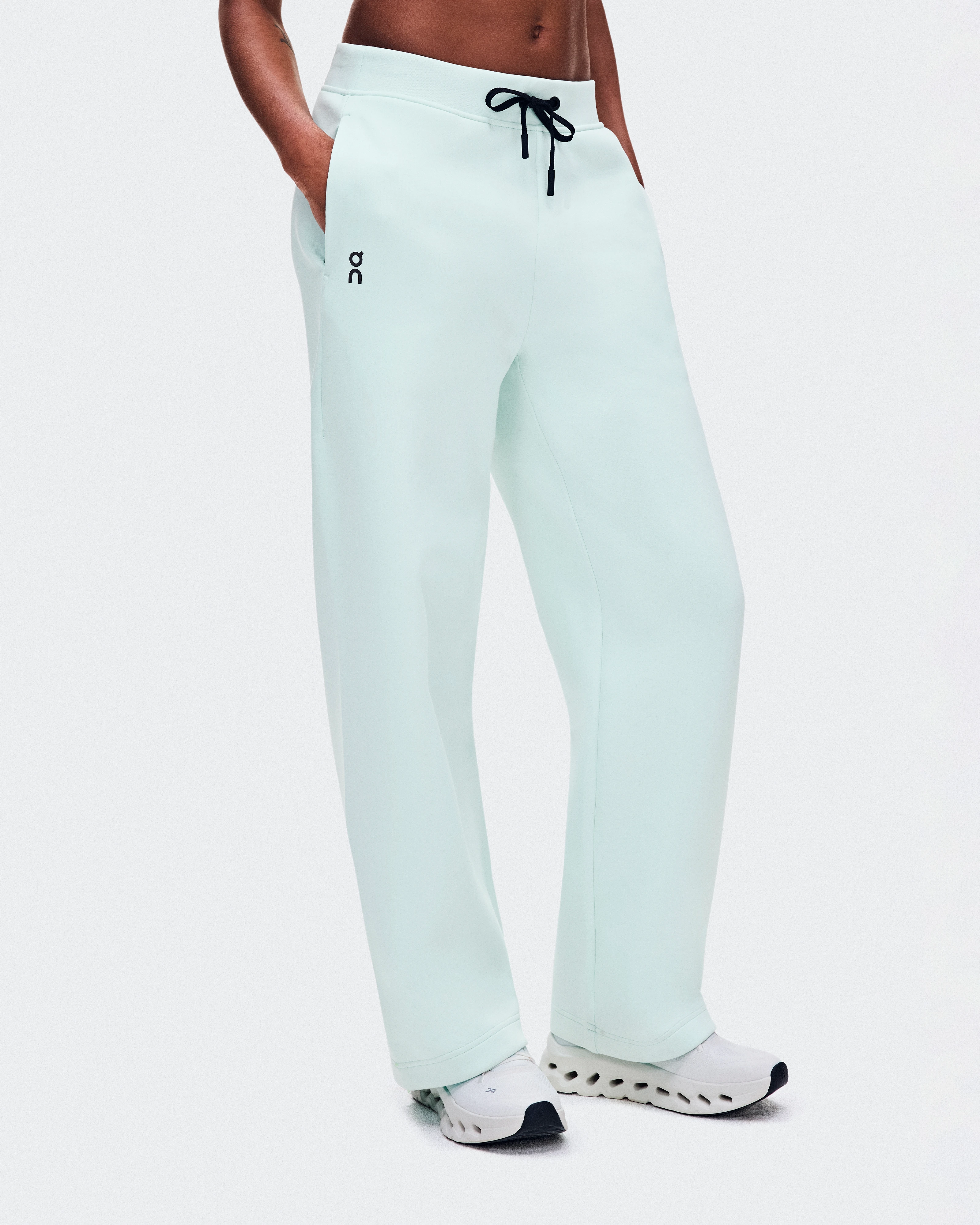 On Focus Tech Sweatpants Flurry Women Pants
