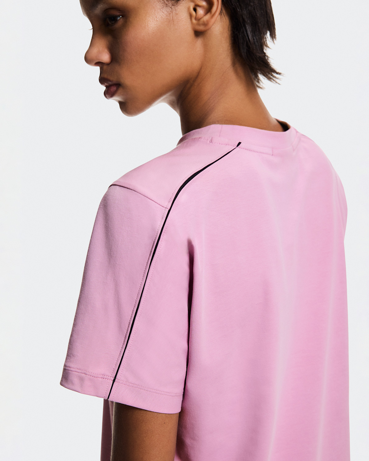 Women's Focus-T
