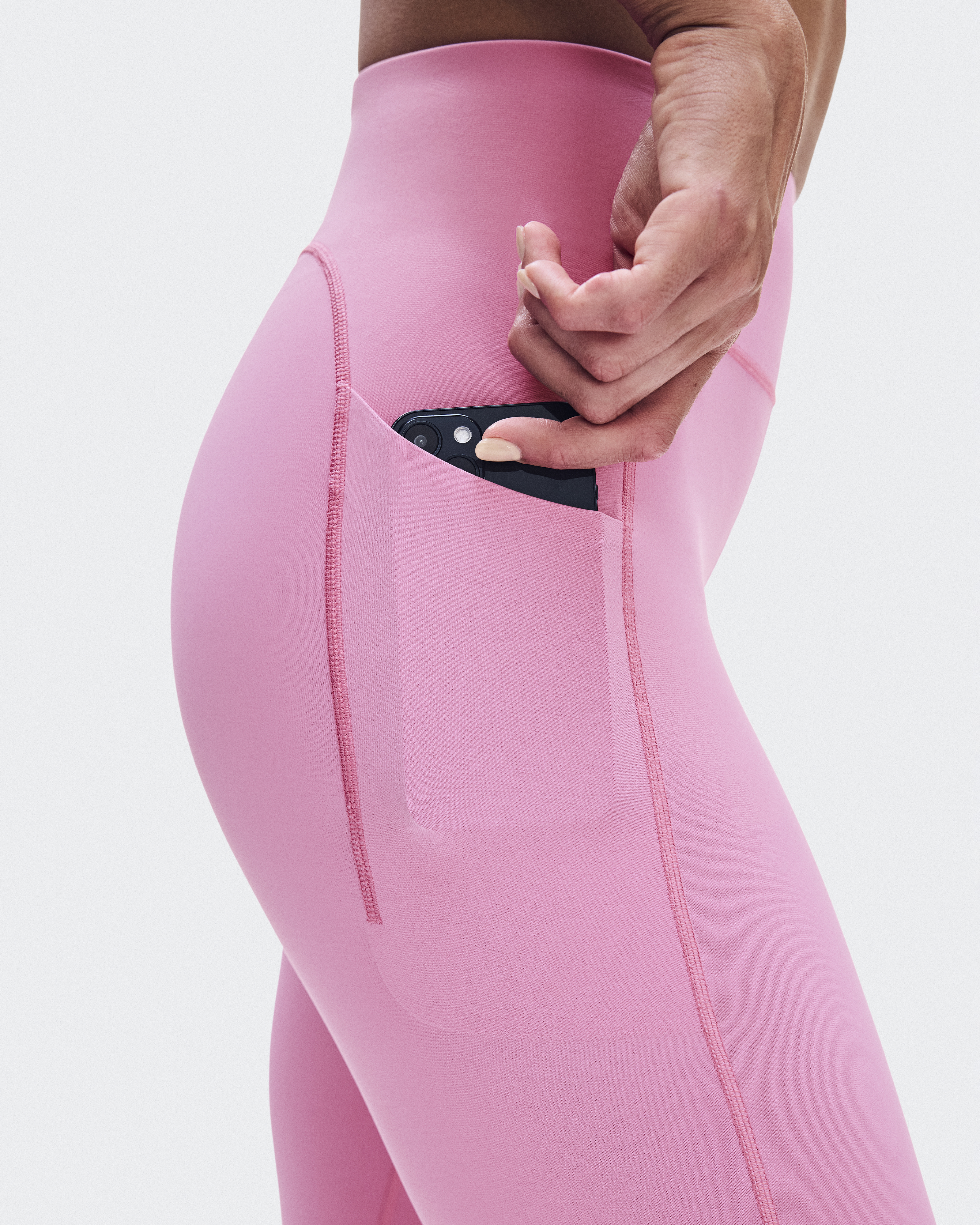 Women's Train Tights 7/8 | Pink | On United States