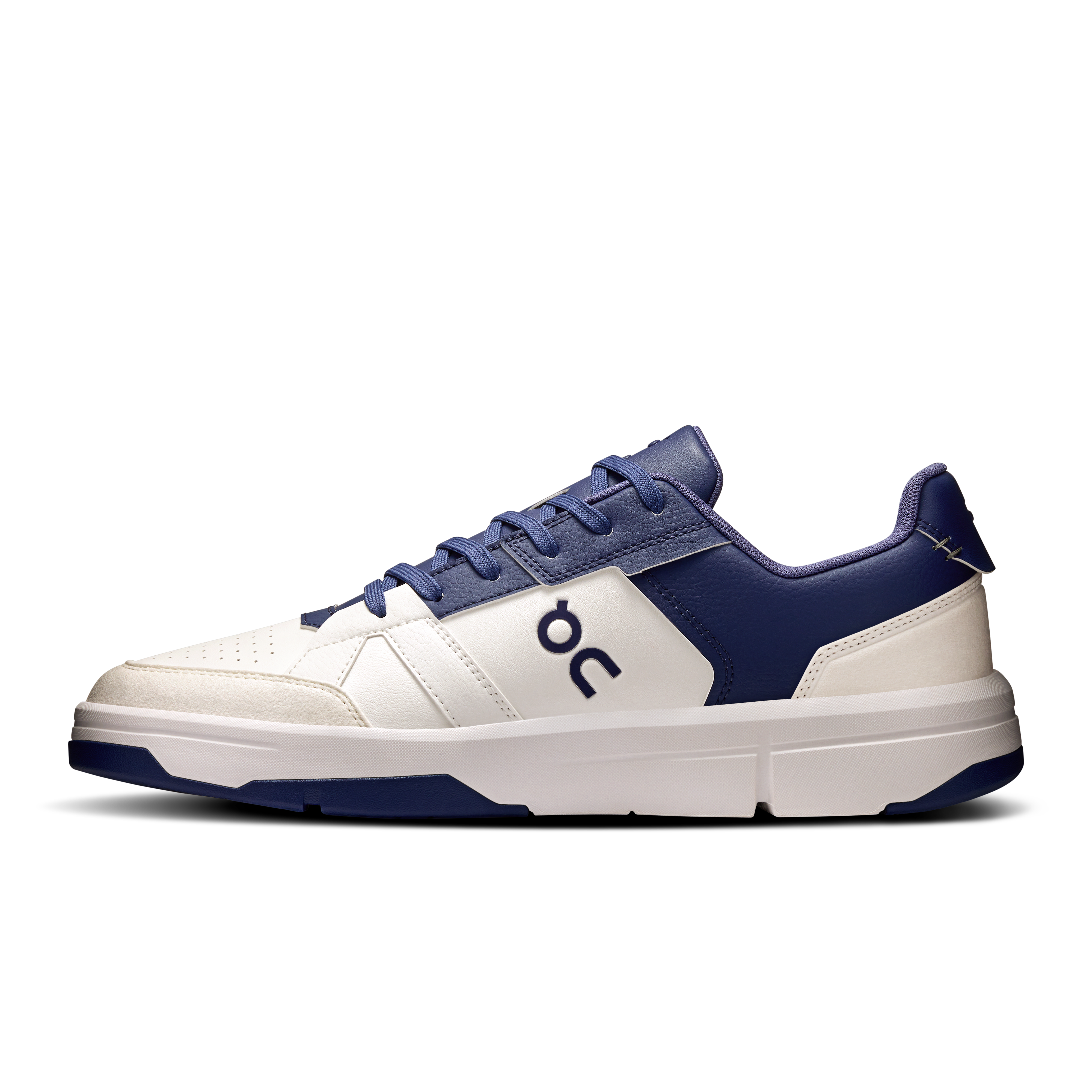 On THE ROGER Clubhouse White & Acai Men Tennis Shoes