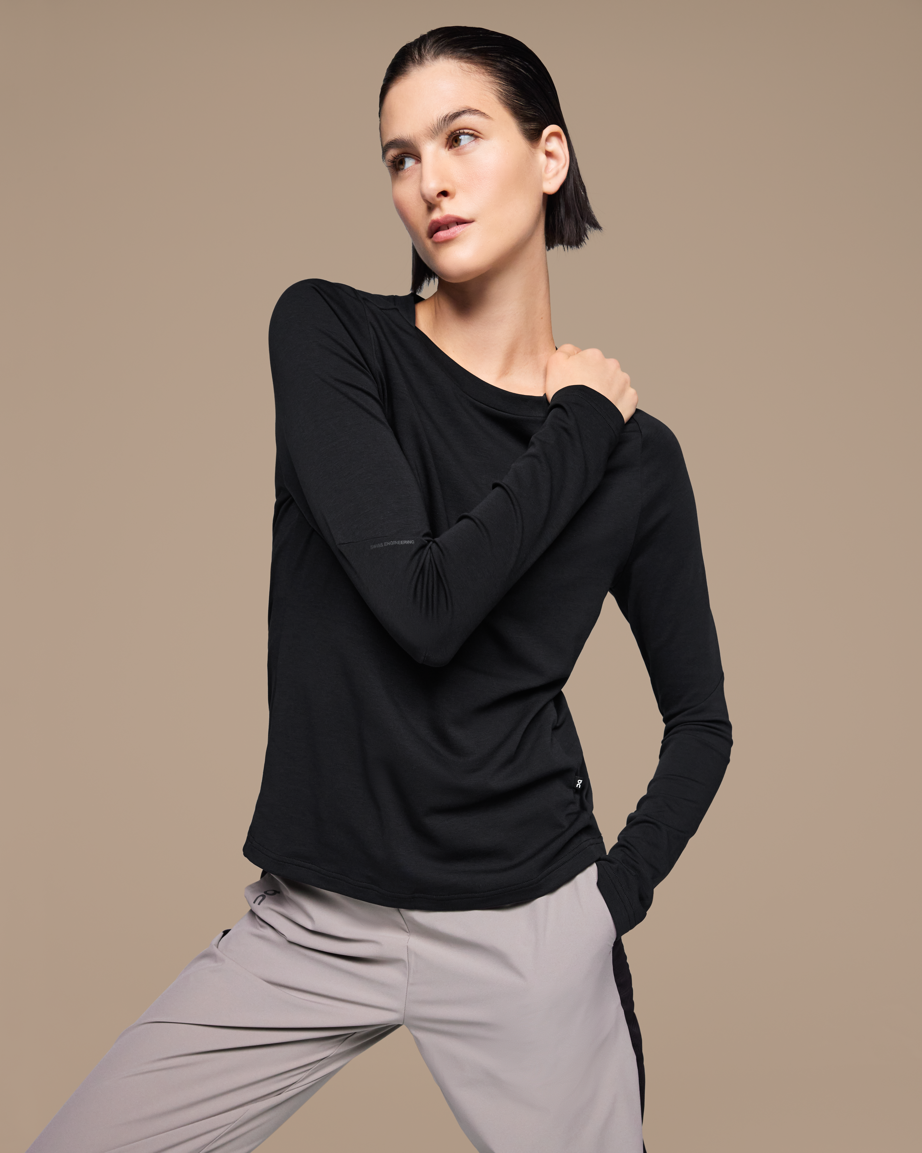 Women's Focus Long-T | Black | On United States Women's Focus Long-T | Black | On United States