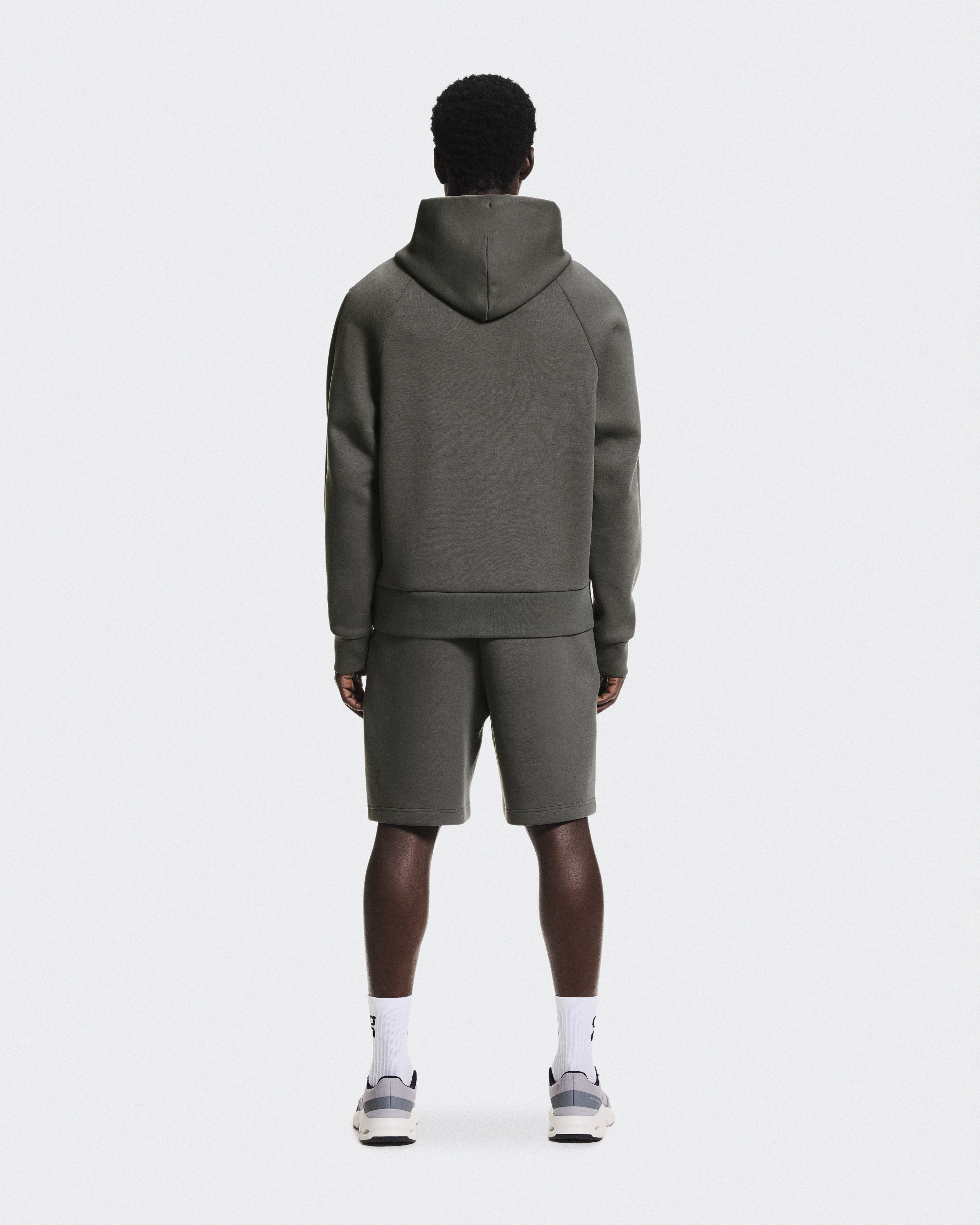Men's Focus Tech Zip Hoodie | Grey | On Liechtenstein
