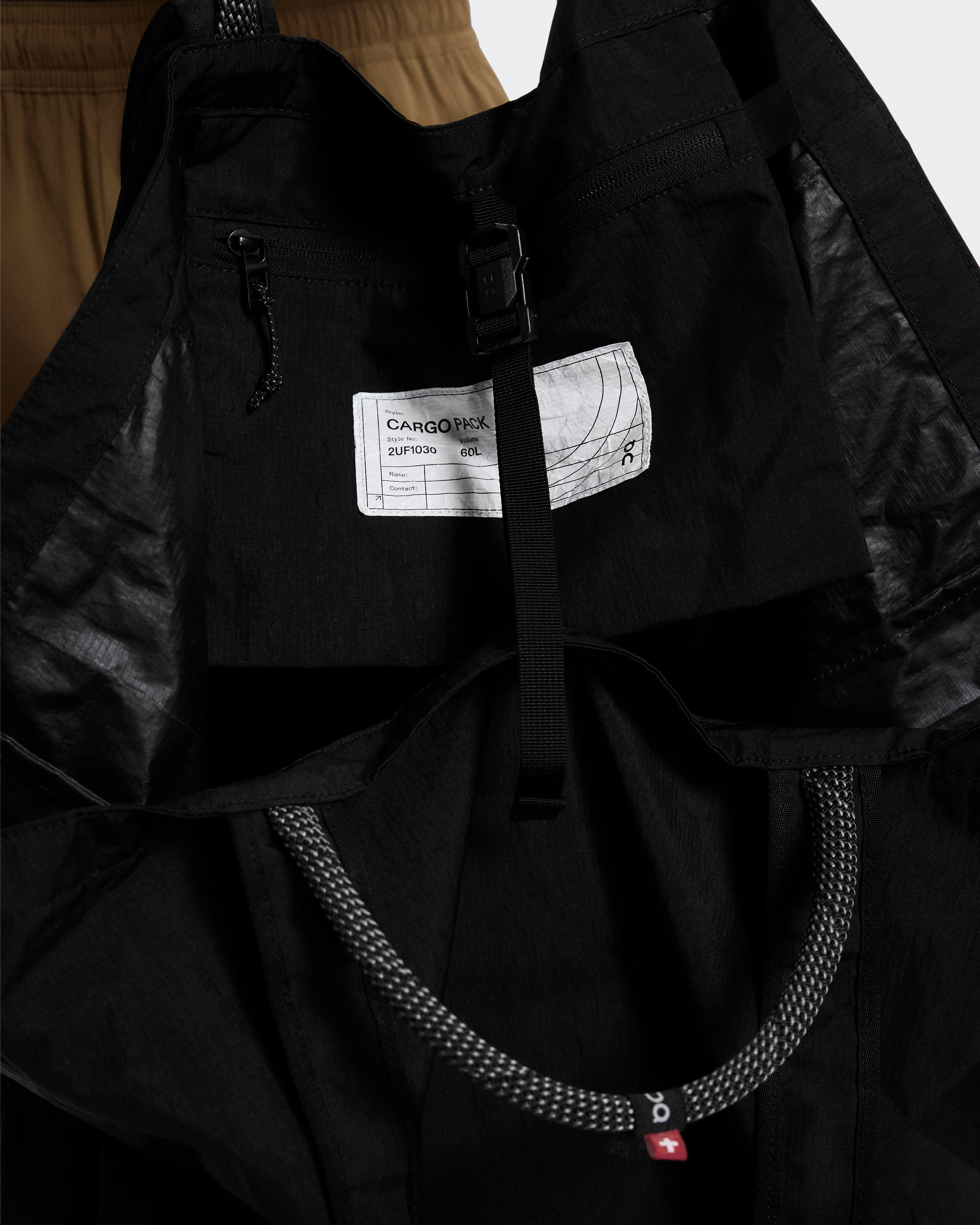 On Cargo Pack 60L Black Unisex Bags