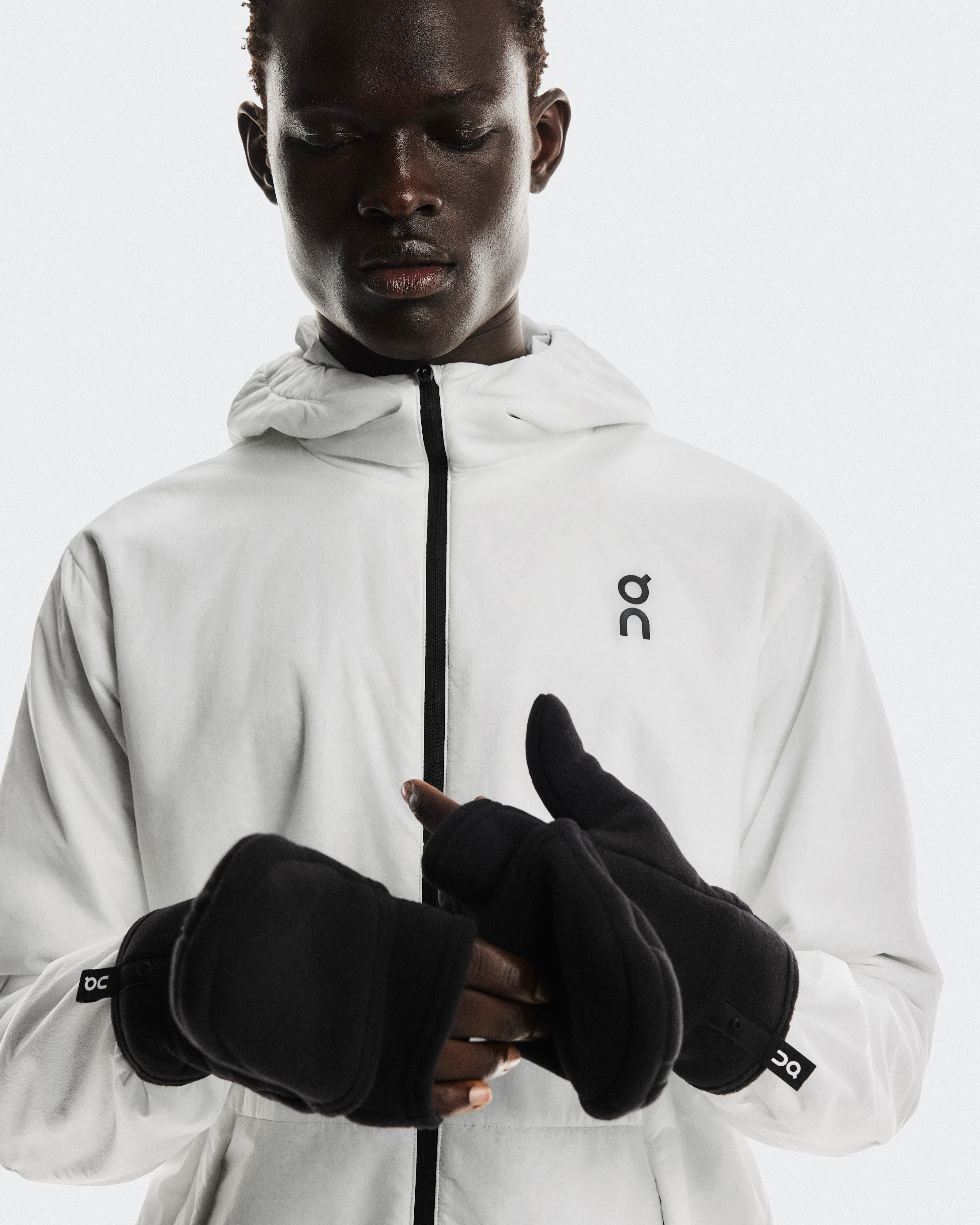 On Fleece Mitten Black Unisex Gloves