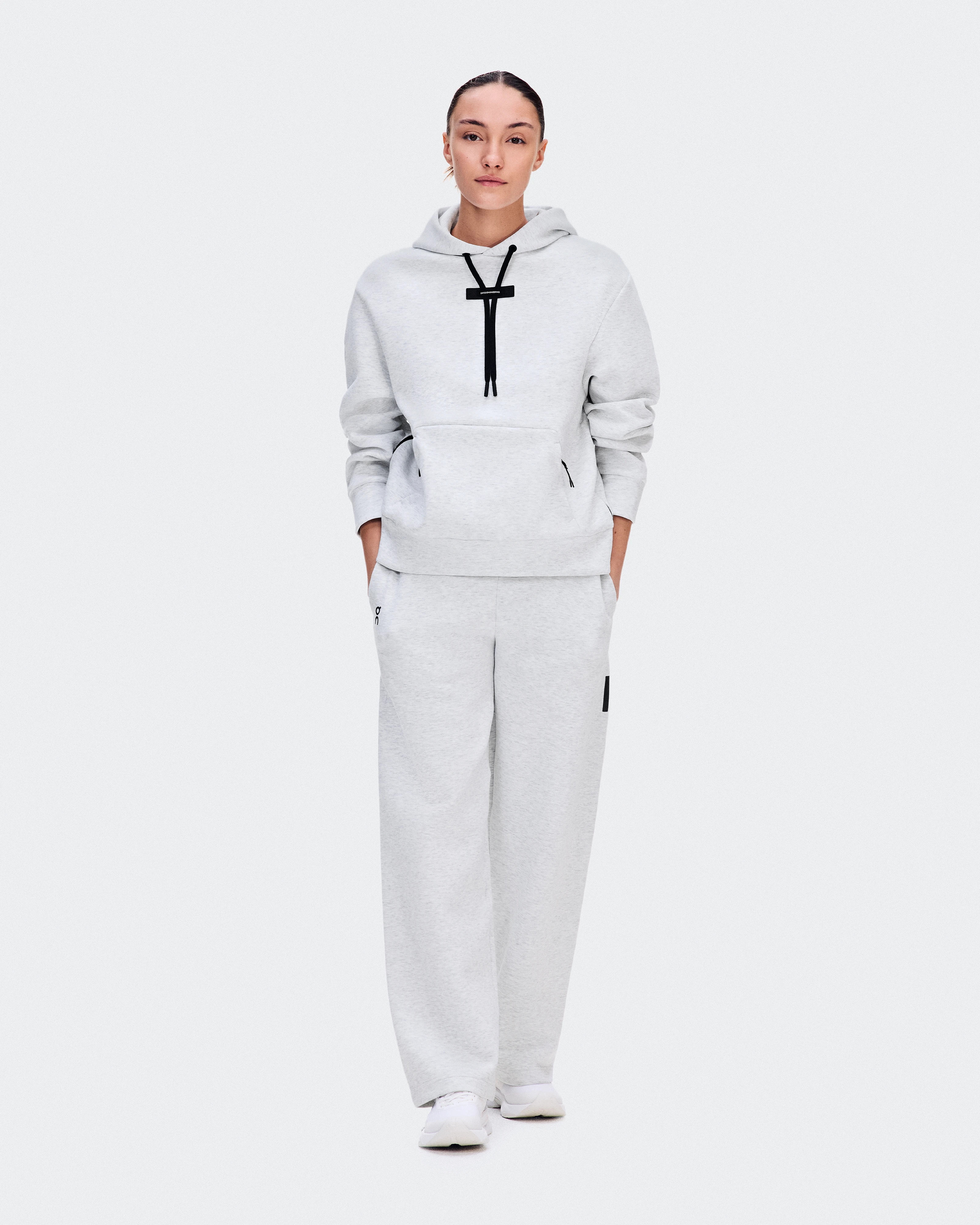 On Focus Tech Hoodie Crater Women Hoodies and sweatshirts
