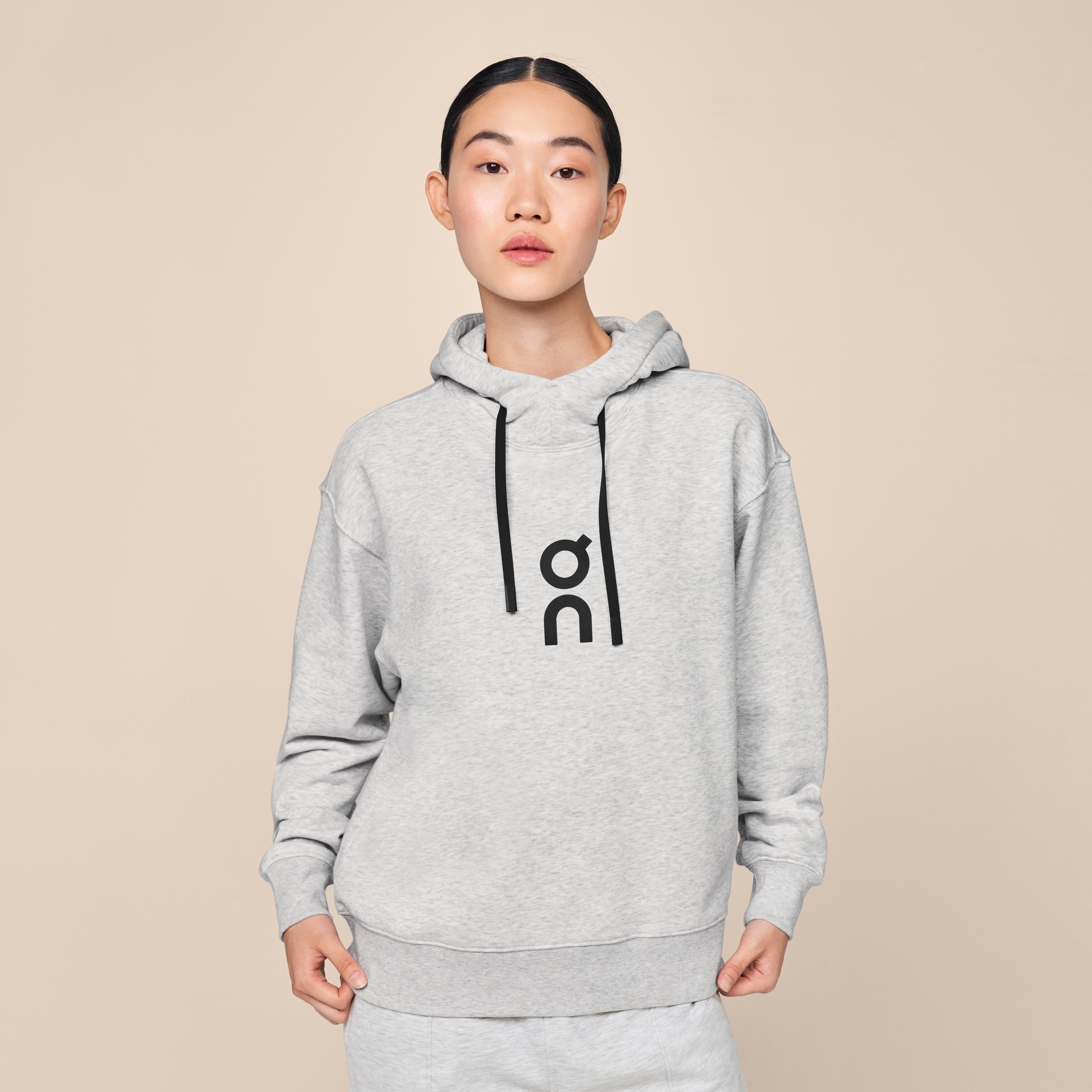 On Club Hoodie Grey Women Cold weather, recovery, travel Hoodies and sweatshirts