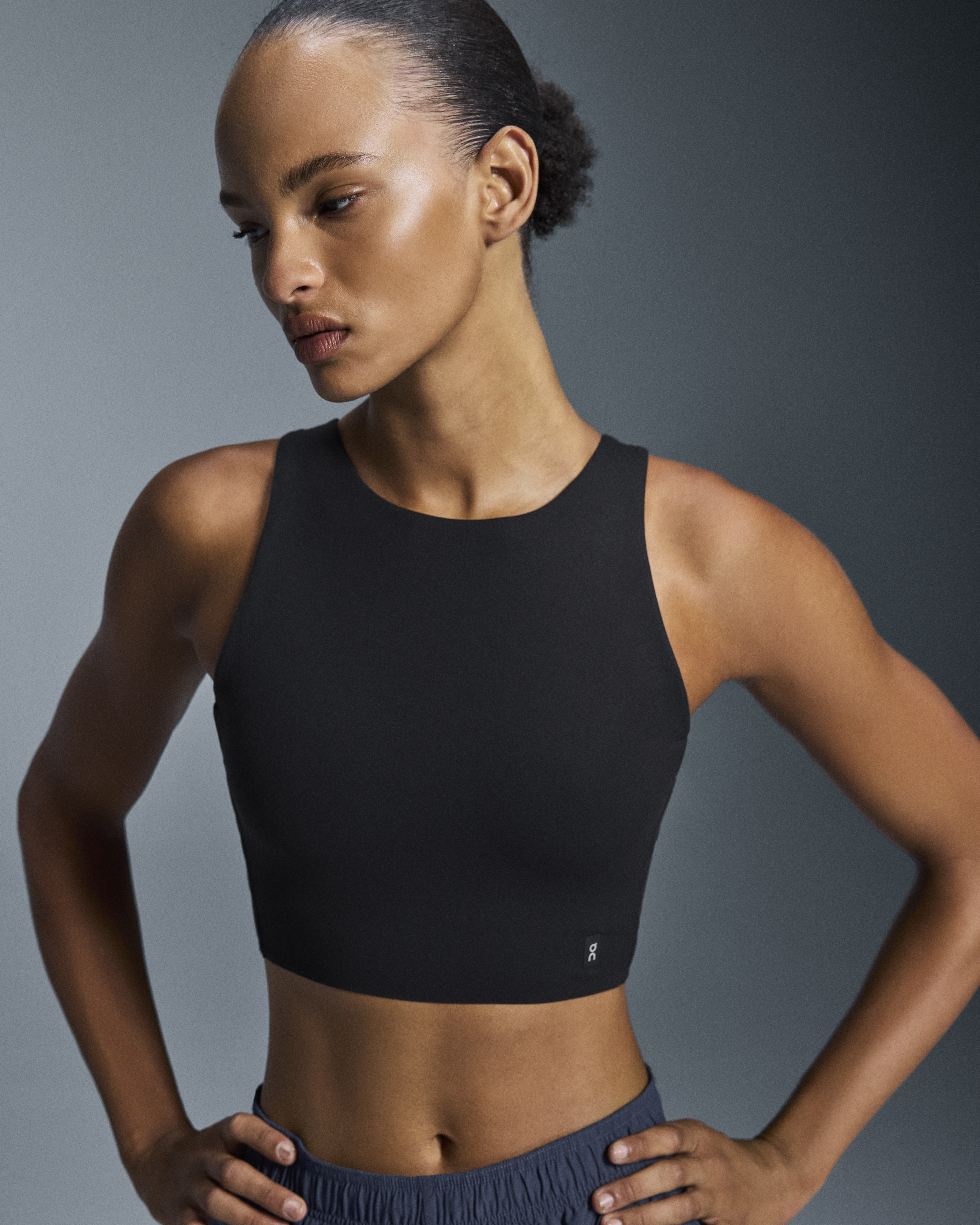 (取寄) オンランニング レディース コア 2イン1 クロップ タンク トップ - ウィメンズ On Running women Core 2-in-1 Crop Tank Top - Women's Chambray On Running Core 2-in-1 Crop Tank Top - Women's - Clothing