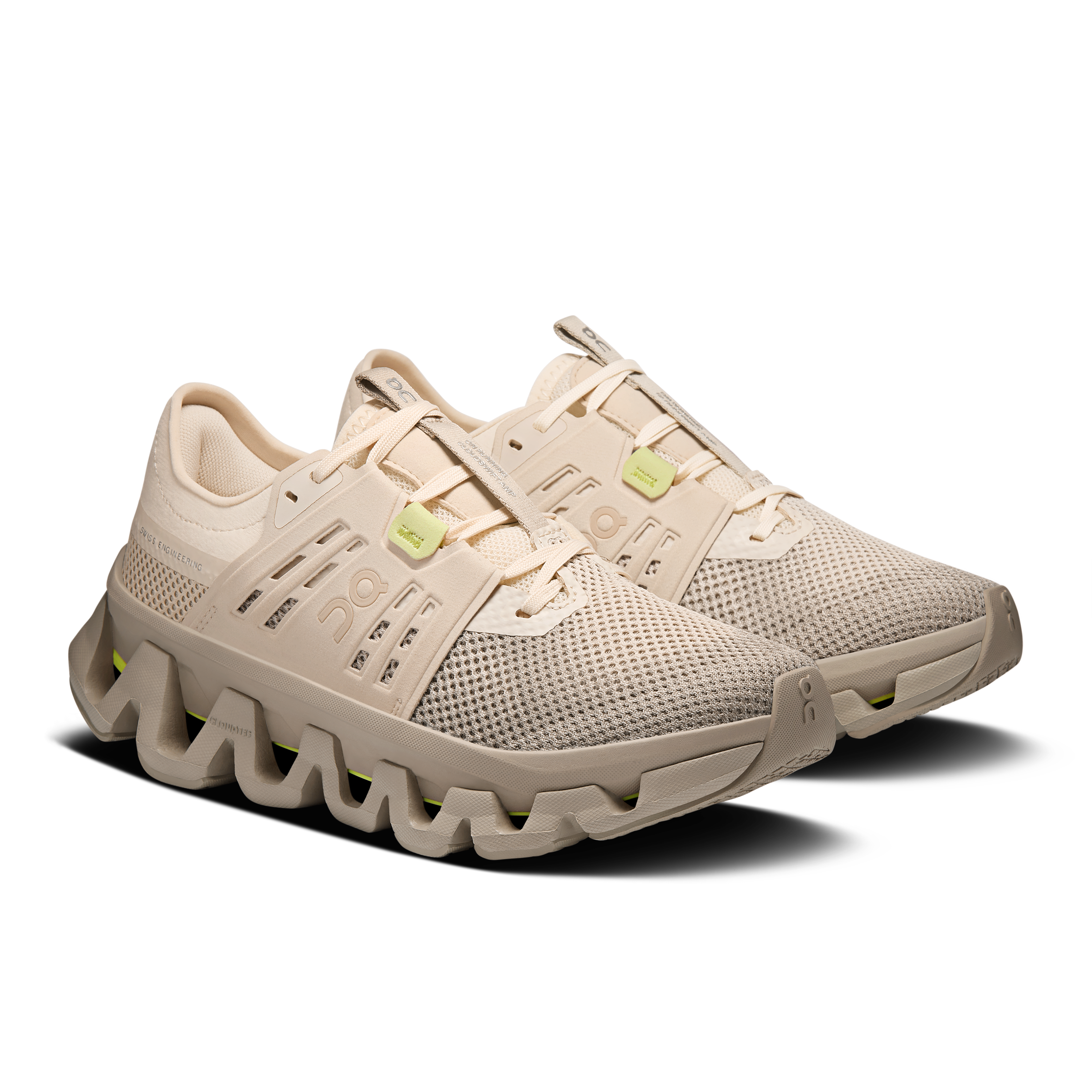 On Cloudswift Amp Sand & Desert ウィメンズ ロードランニング シューズ