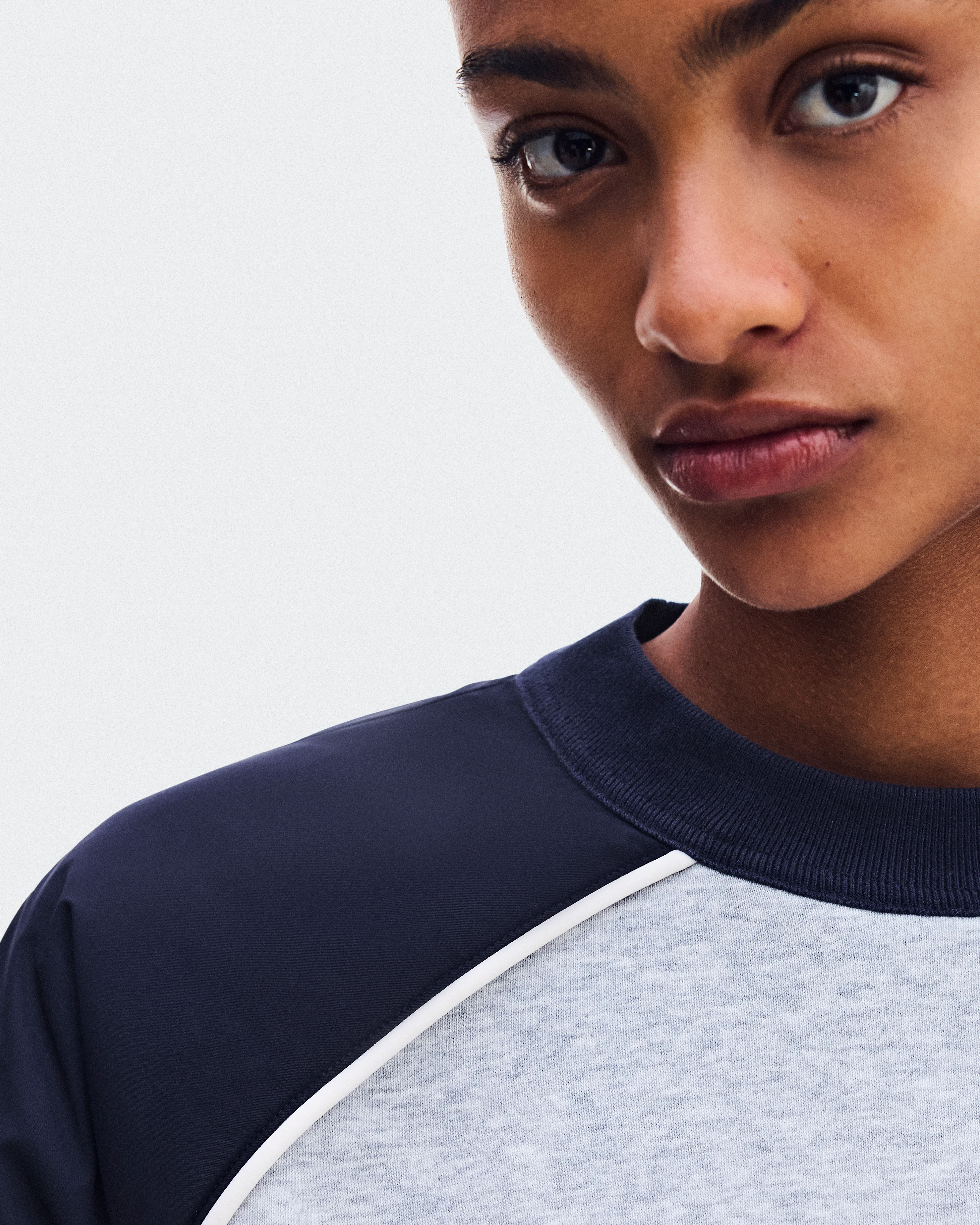 On Oversized Crewneck Inkwell & Alloy Heather Women Hoodies and sweatshirts