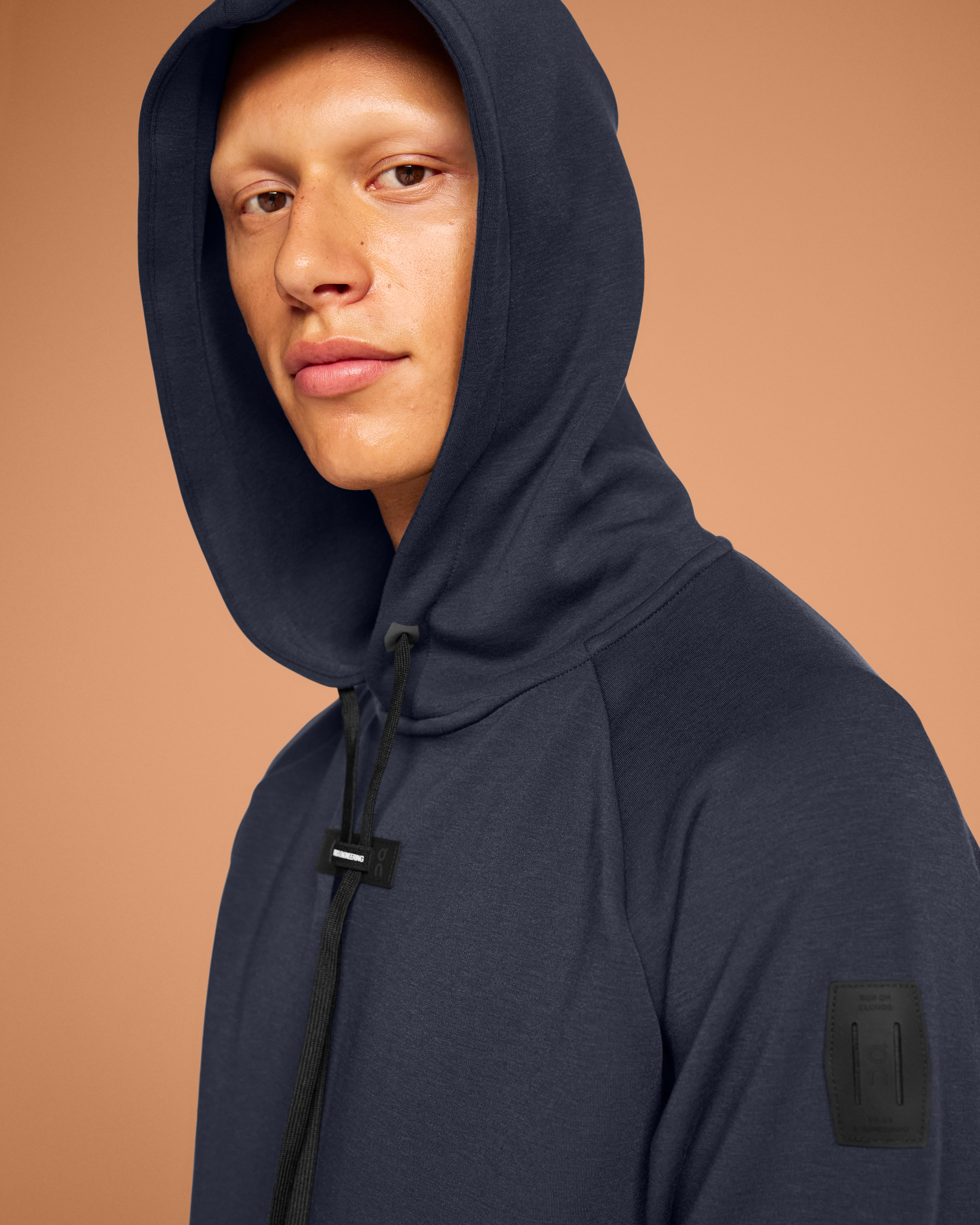 Men's Hoodie | Blue | On Switzerland