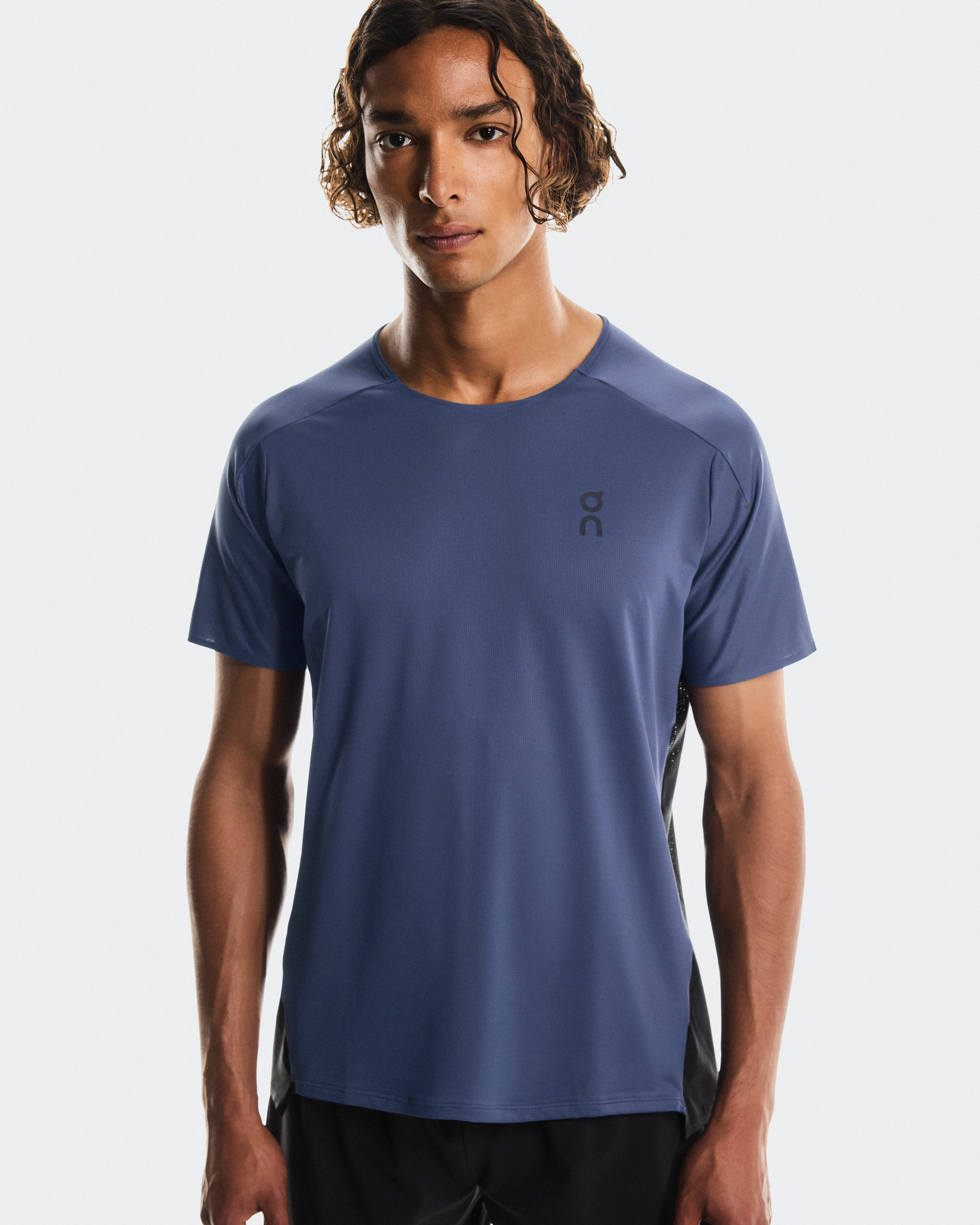 On Performance-T Acai & Black Men Tops and t-shirts
