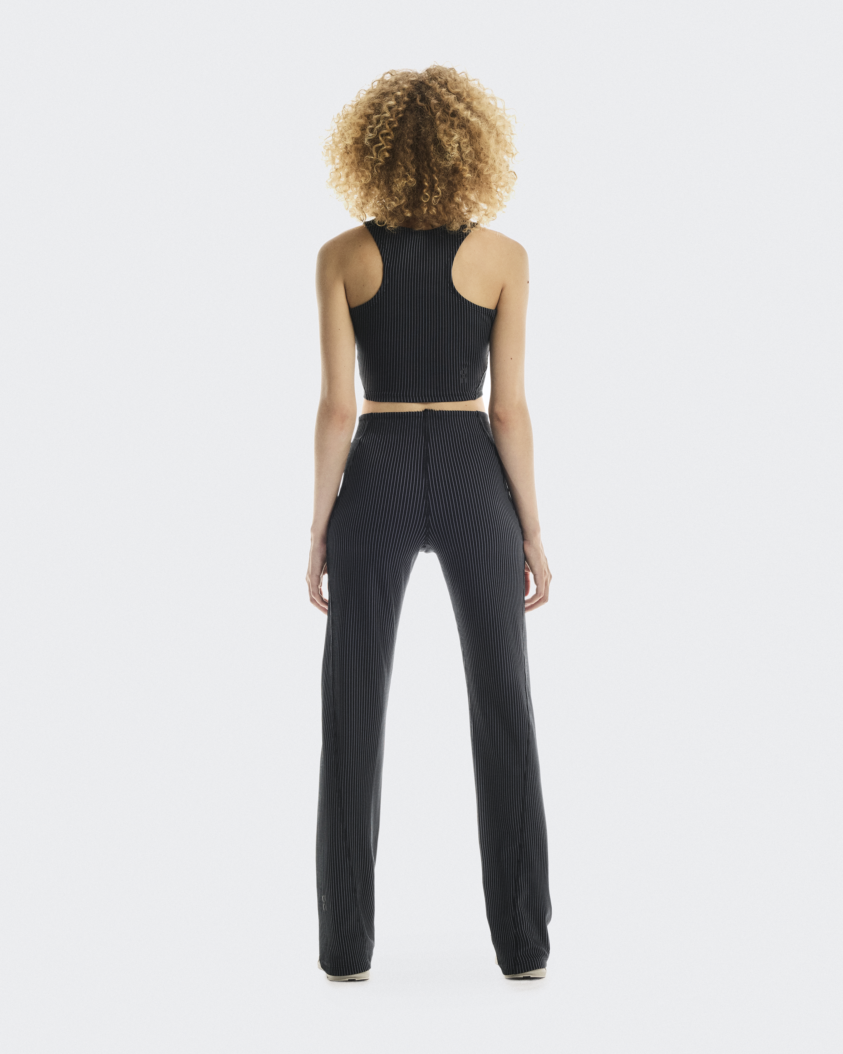 Women's All-Day Ribbed Crop | Black & Grey | On United States
