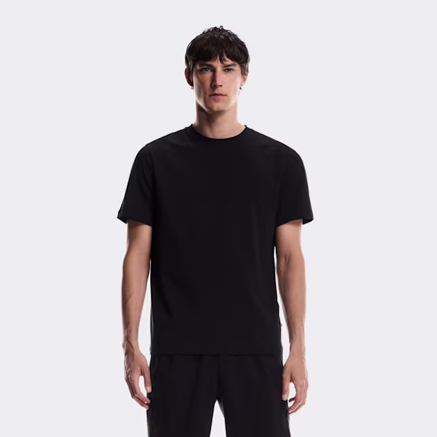 Focus-T Short-Sleeve Shirt in Black