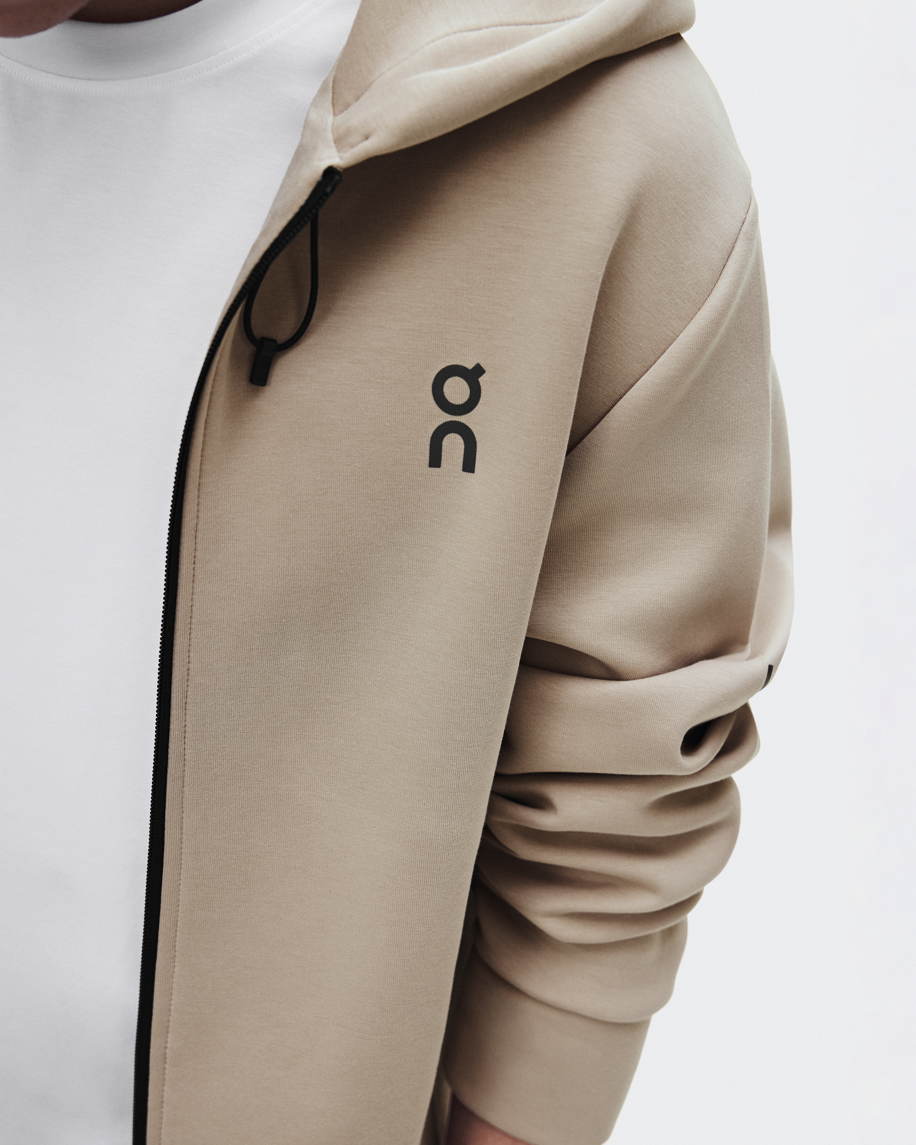 Men's Focus Tech Zip Hoodie | Beige | On United States