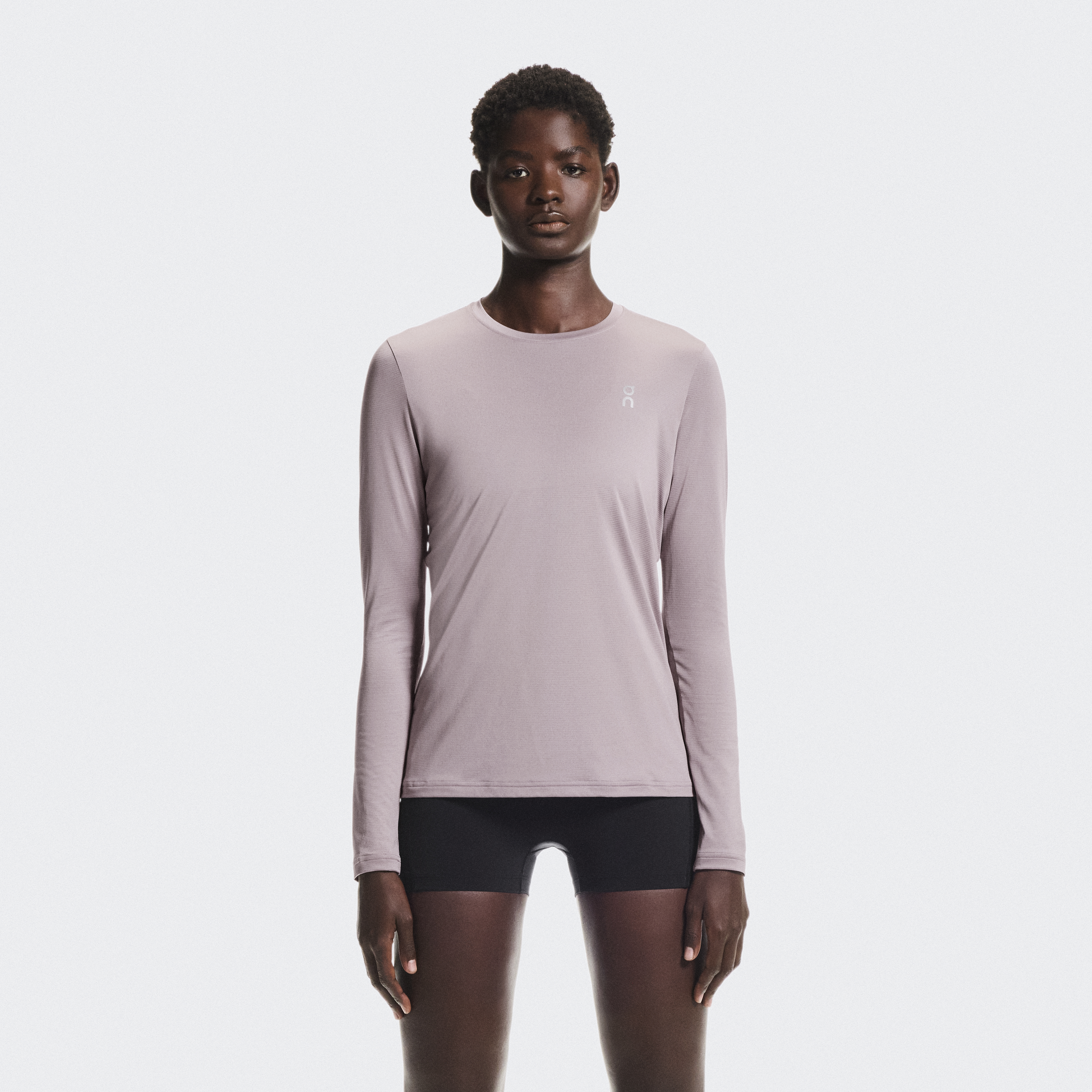 トップス＆Tシャツ | On 日本