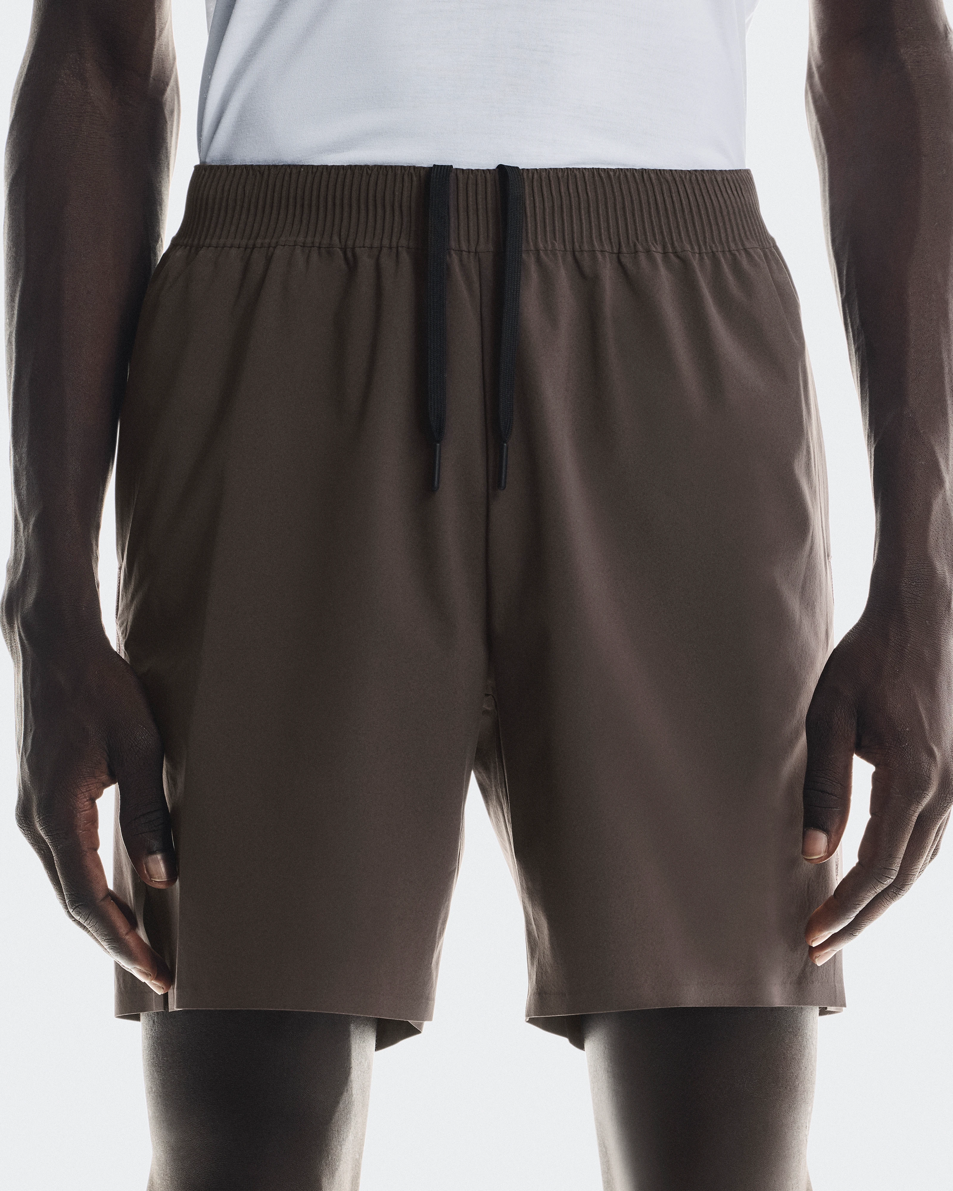 On Focus Shorts Pebble メンズ ショートパンツ