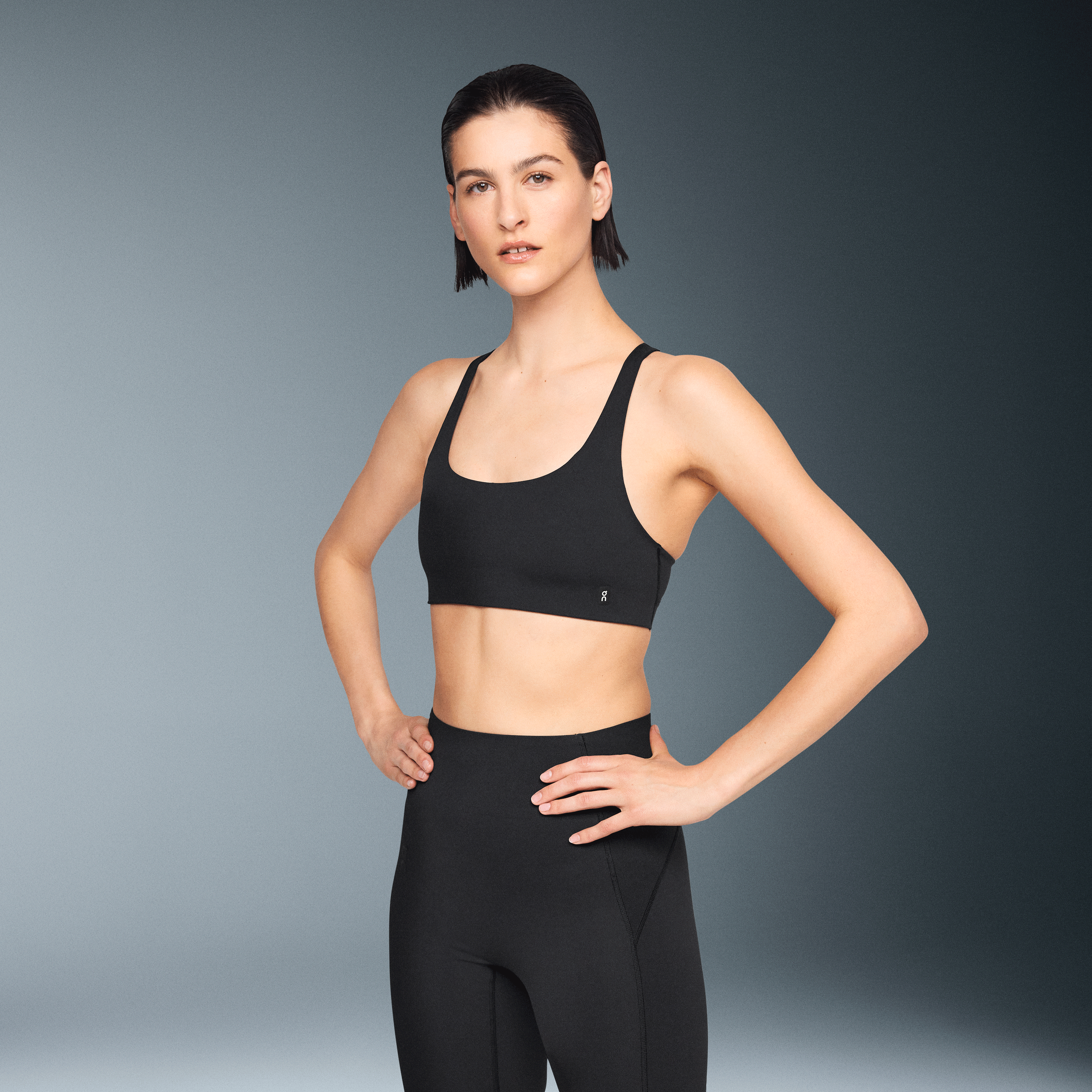 On公式】オンラインストア | ウィメンズアパレル | オン ランニング