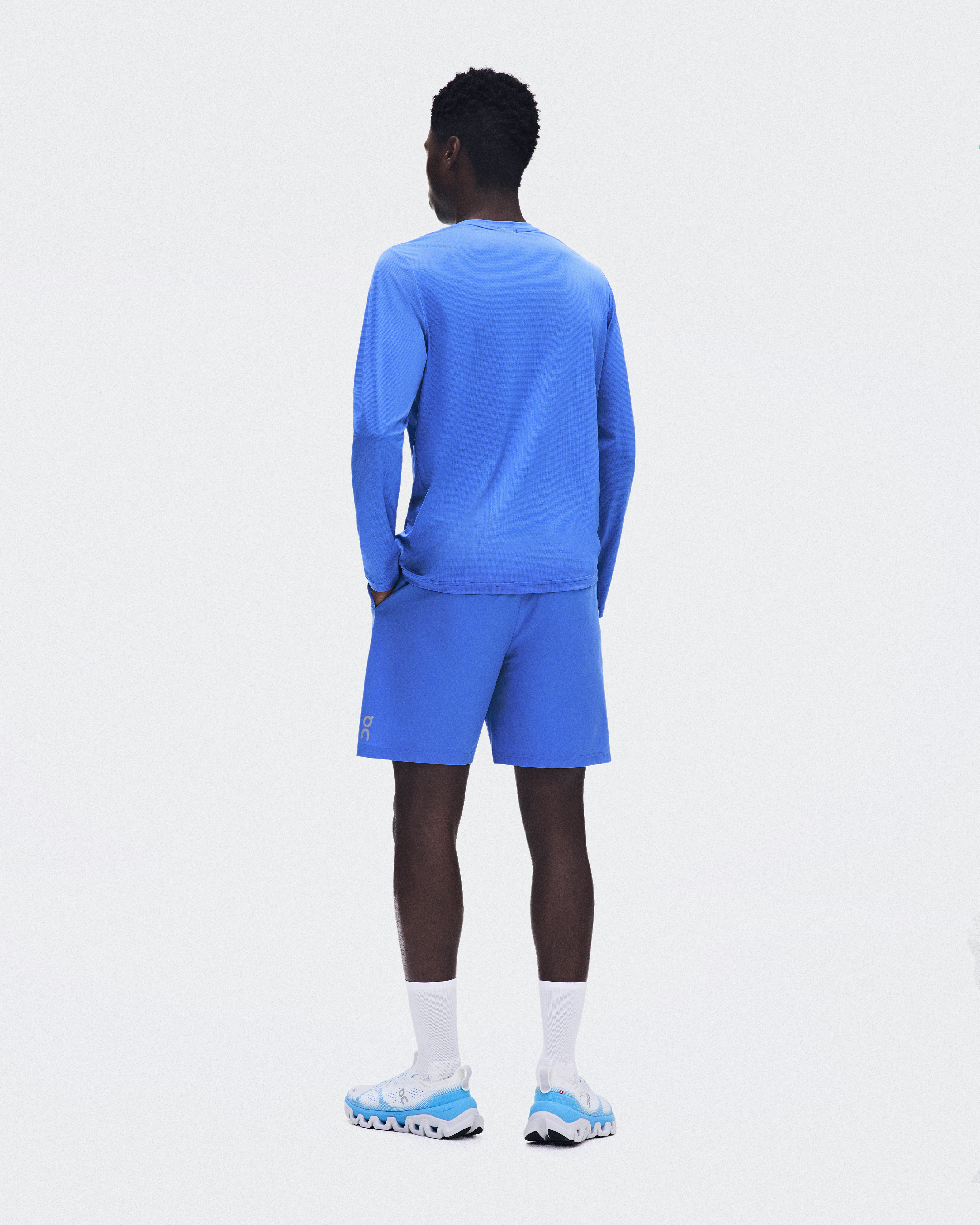 Core Long-T: Men's Lightweight & Longsleeve Basic Tee | On United