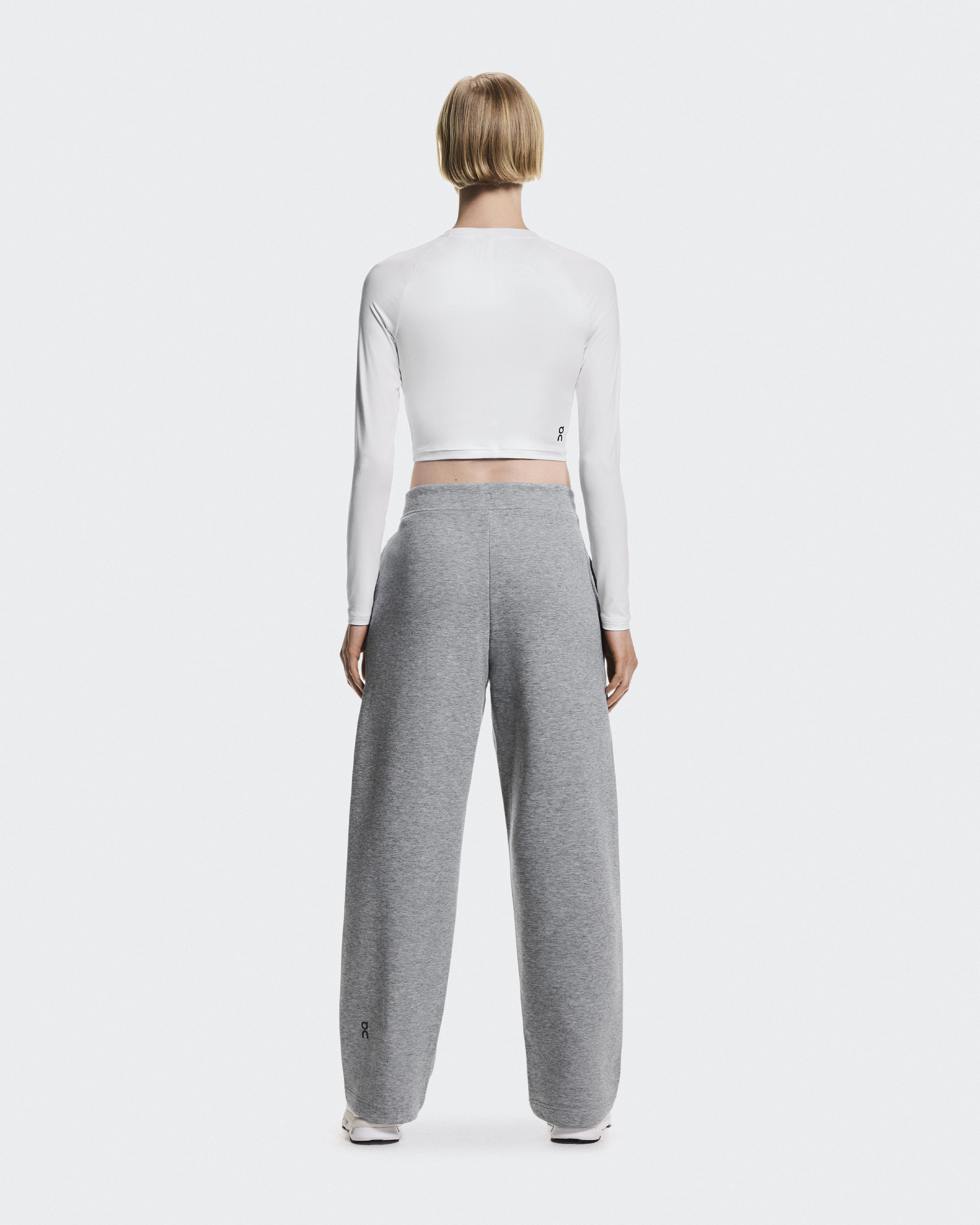 Women's Focus Tech Sweatpants | Grey | On United States