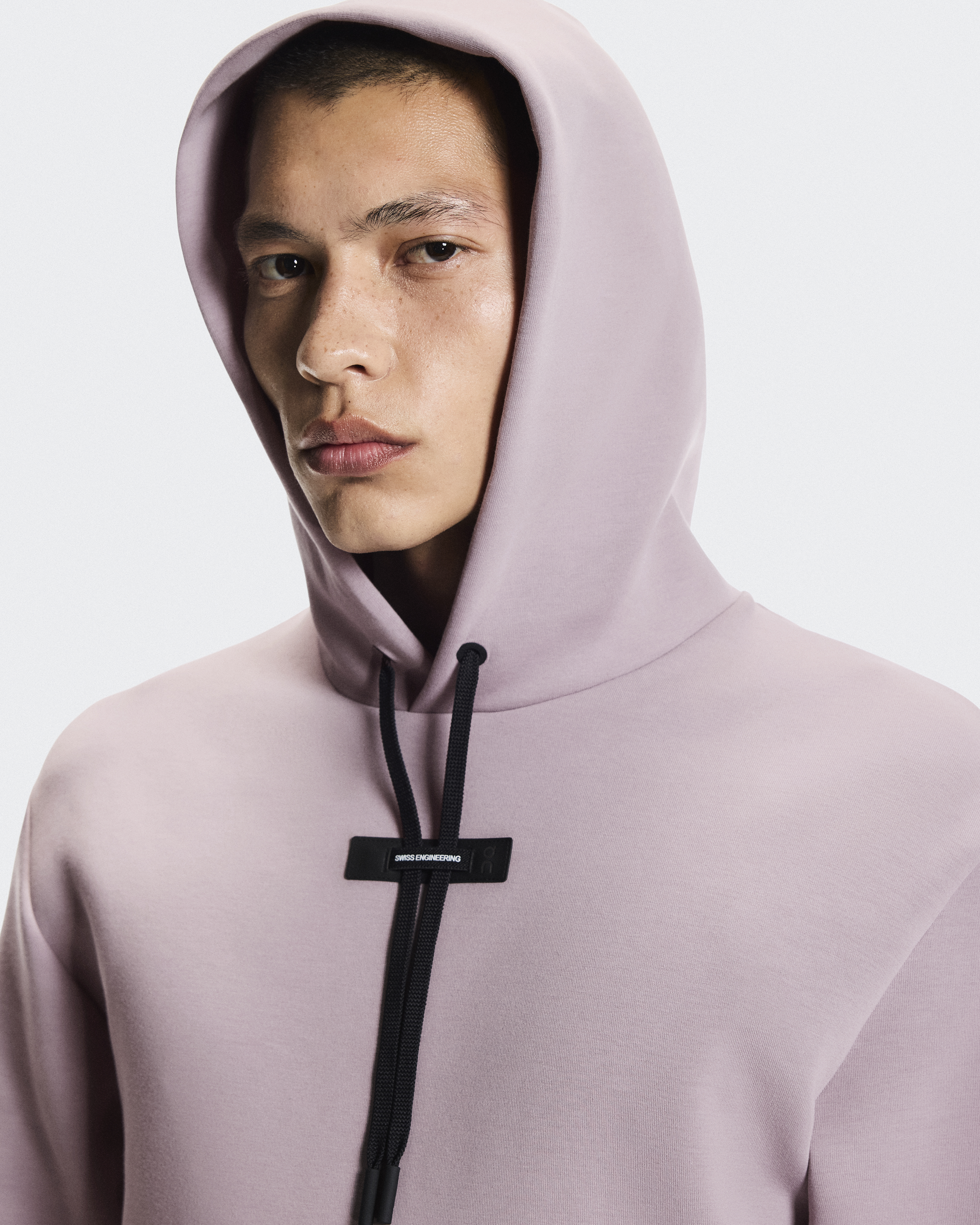 Men's Focus Tech Hoodie | Blue | On Estonia