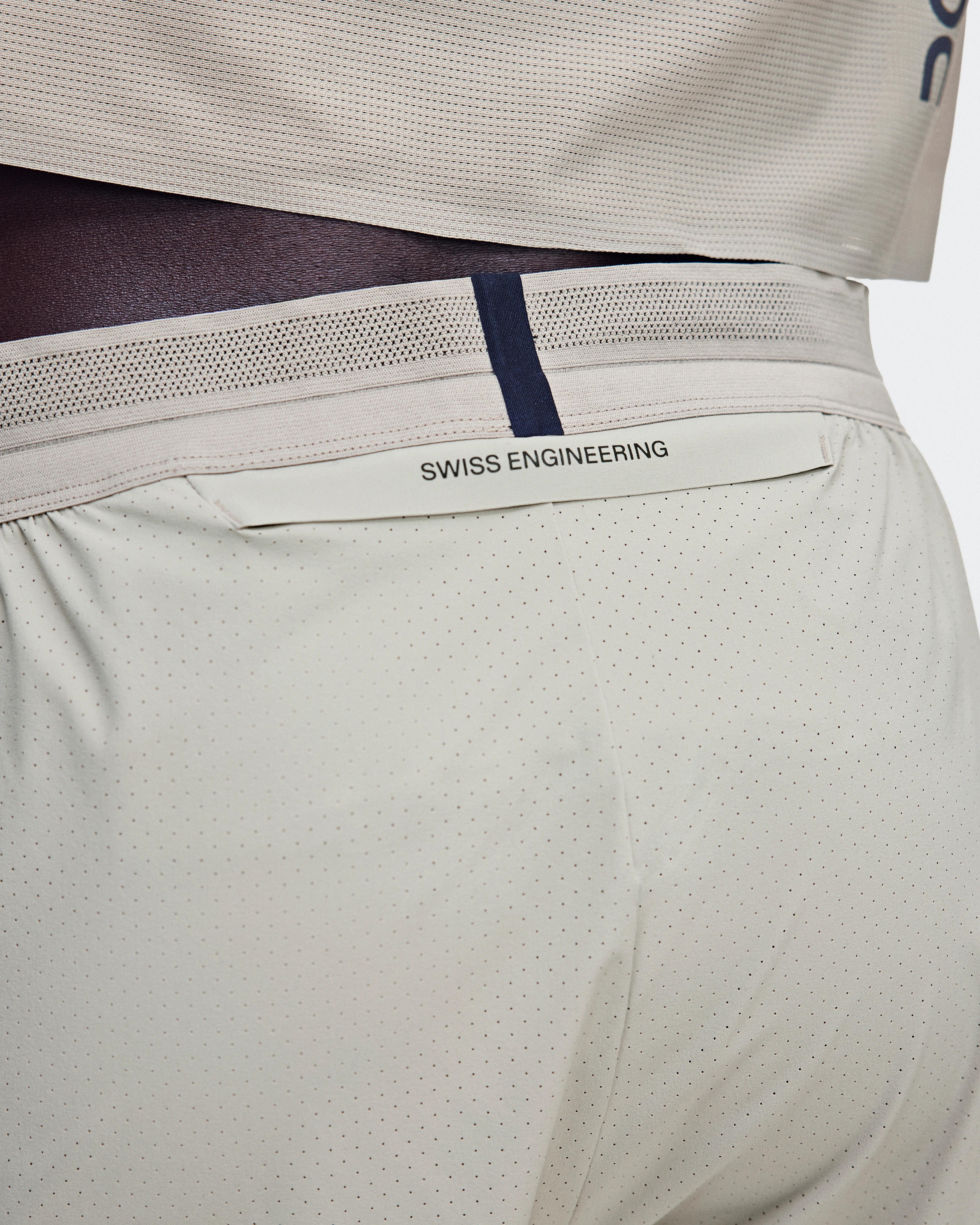 On 7" Performance Shorts Brume Men Shorts