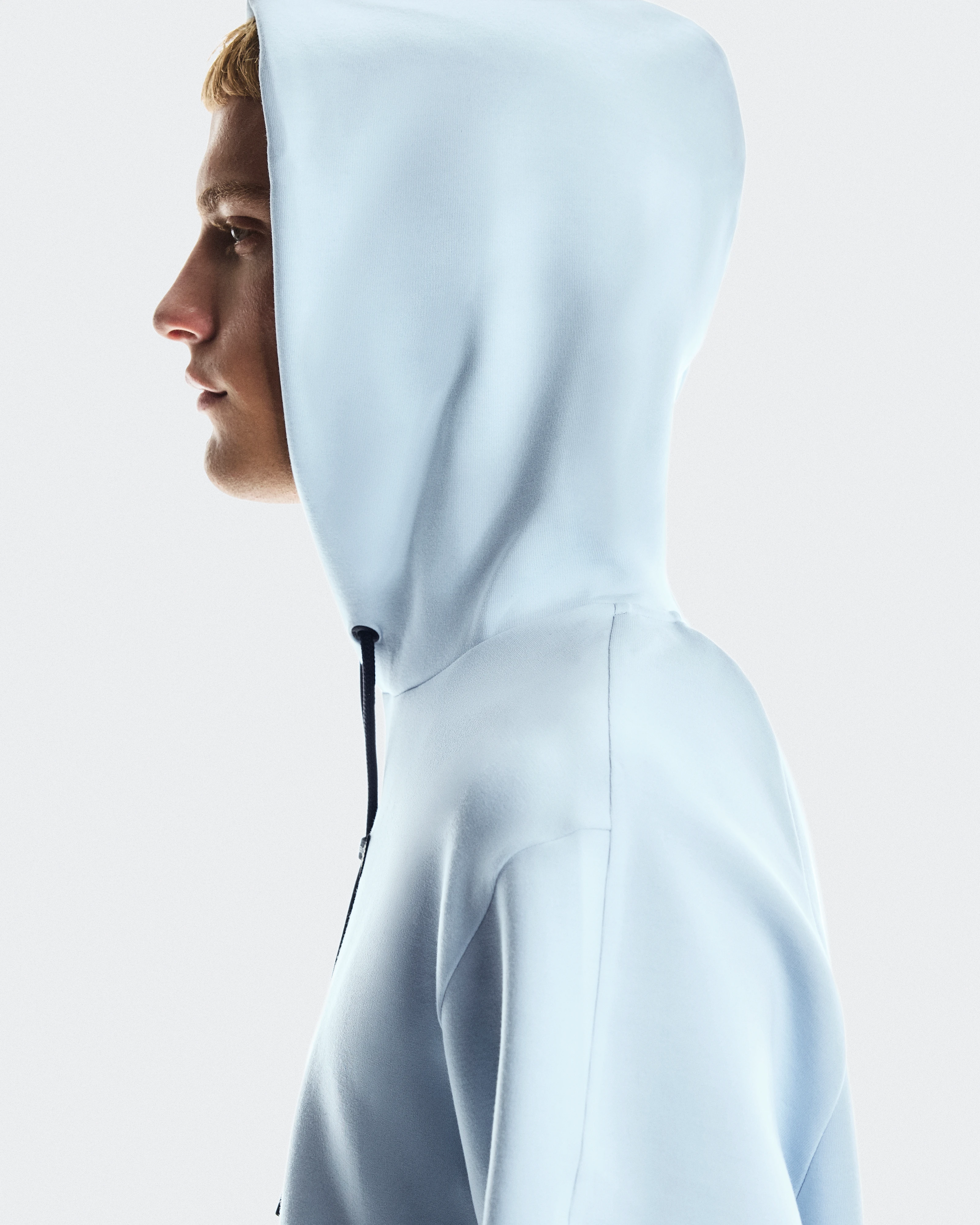 On Focus Tech Hoodie Arctic Masculino Moletons