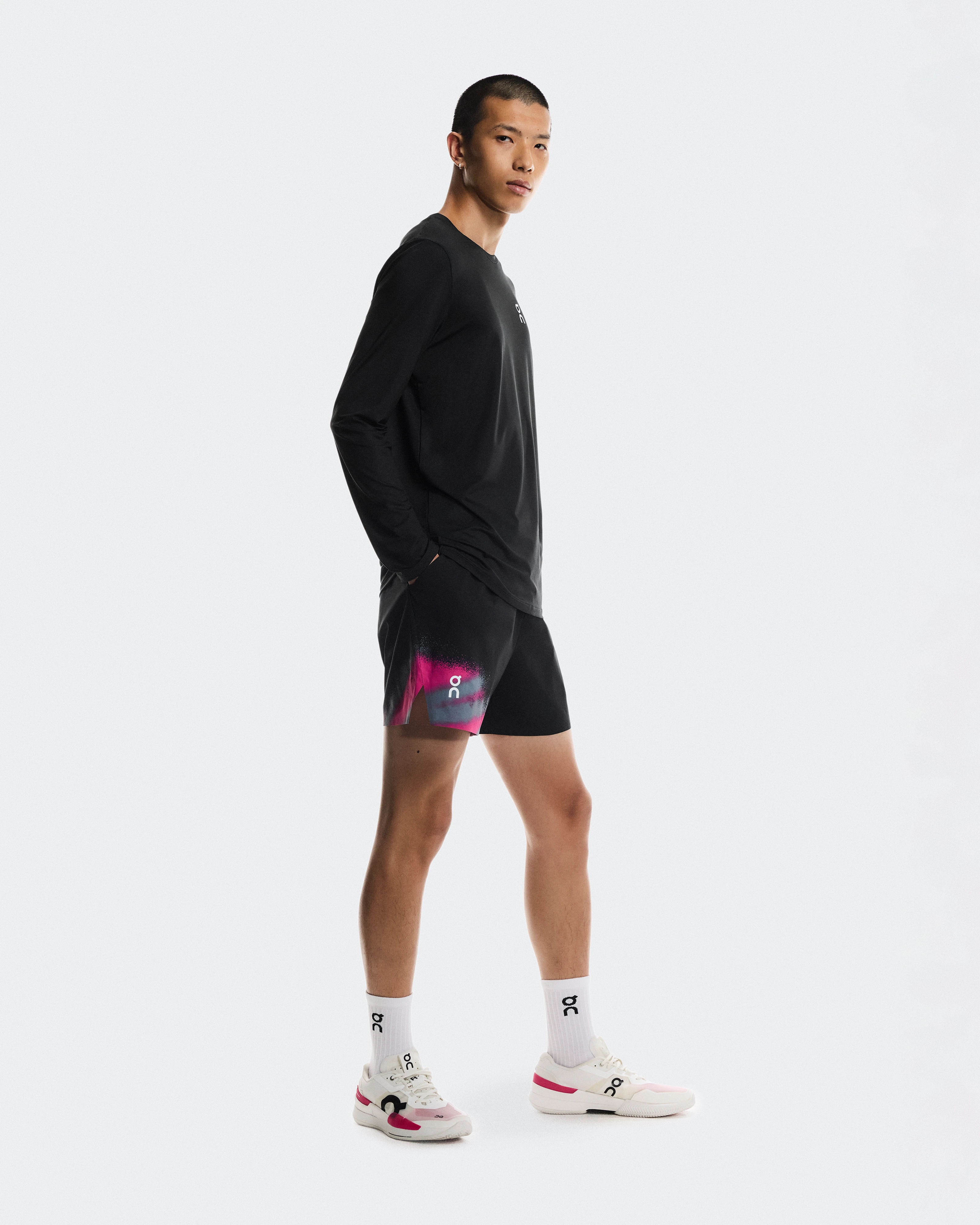 On Court Shorts Black & Rock メンズ ショートパンツ