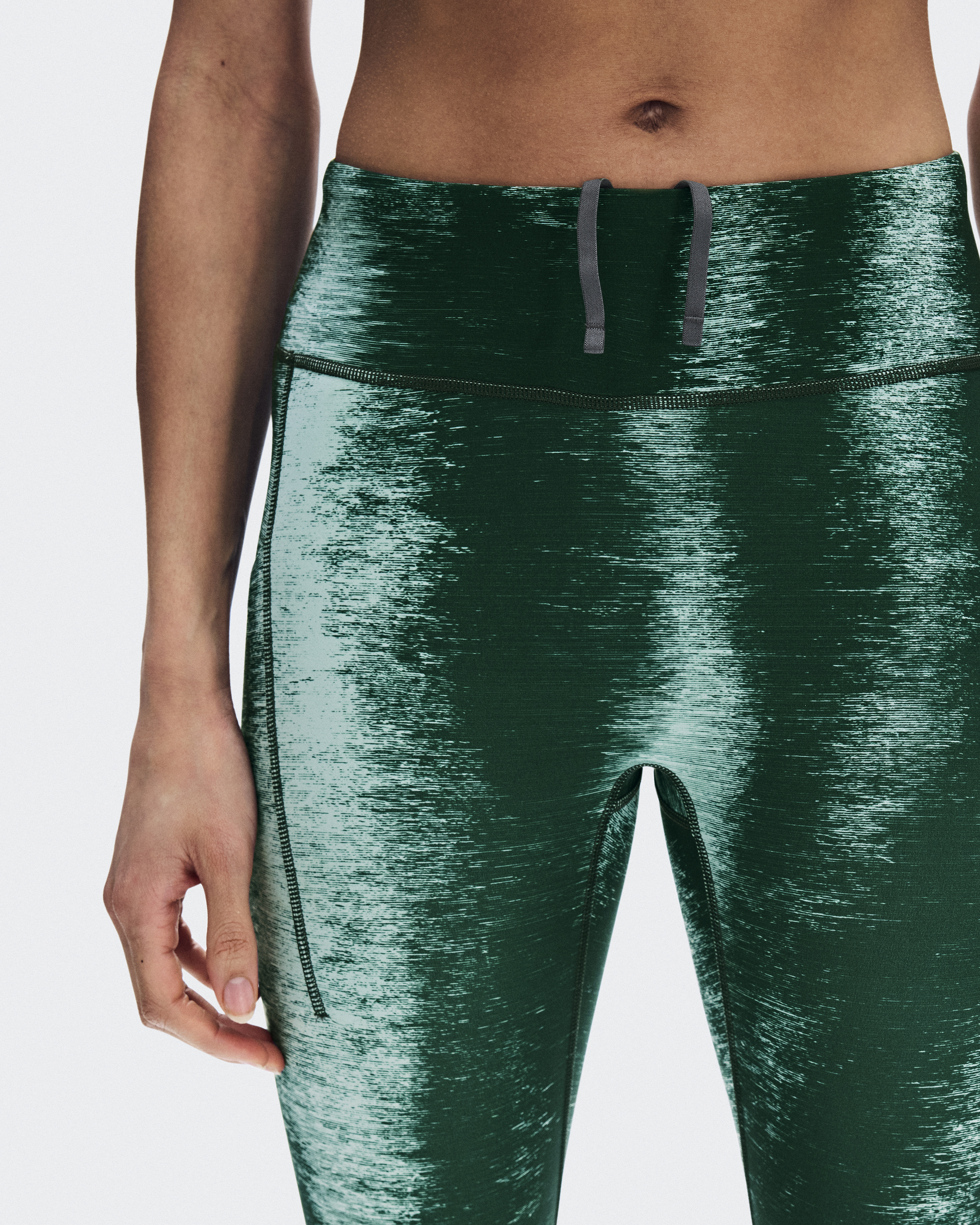 ウィメンズ Performance Tights Terra | グリーン | On 日本