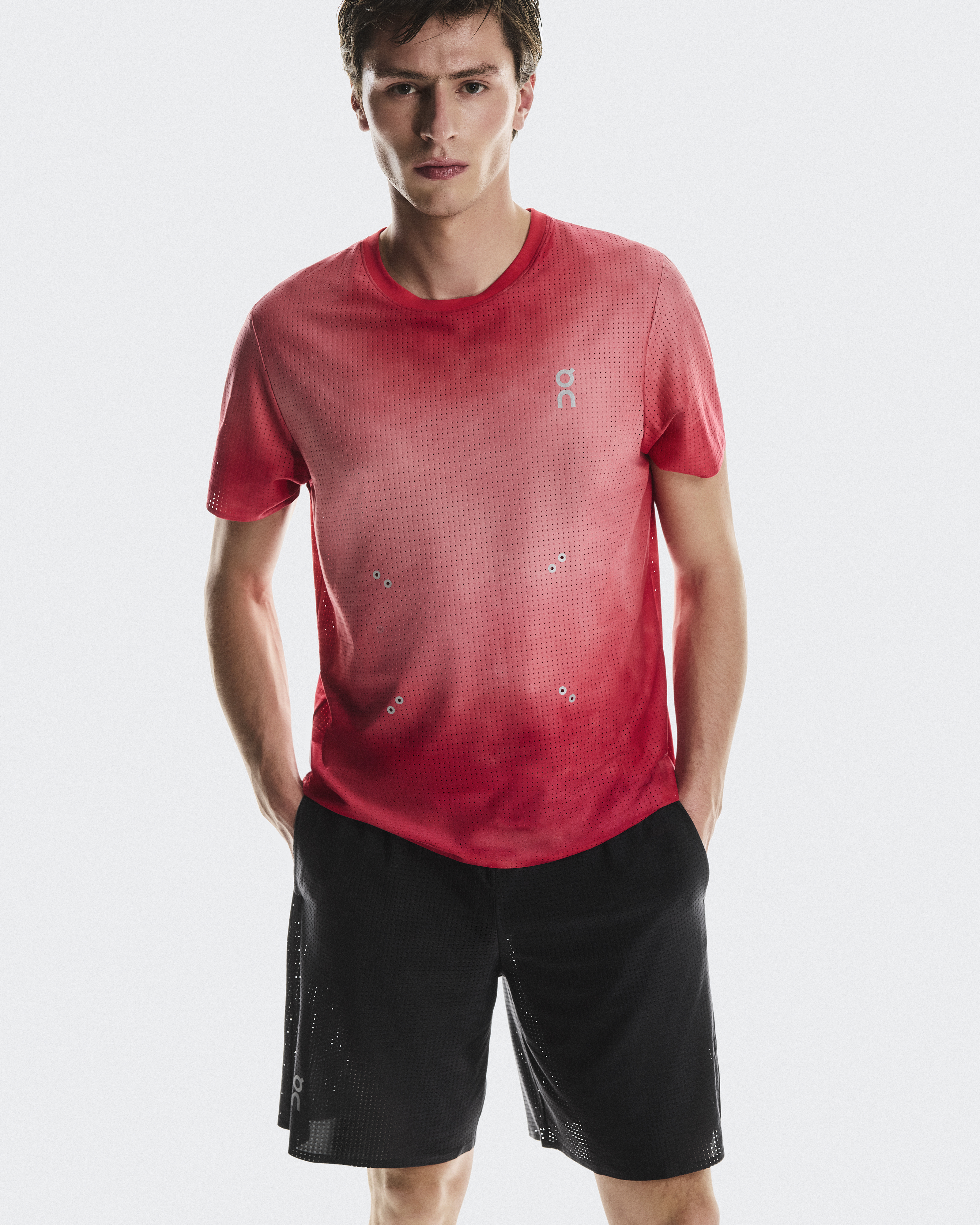 On Pace Shorts オン ペース ショーツ(Iron) メンズ XS メンズ Pace Short | グレー & ブラック | On 日本