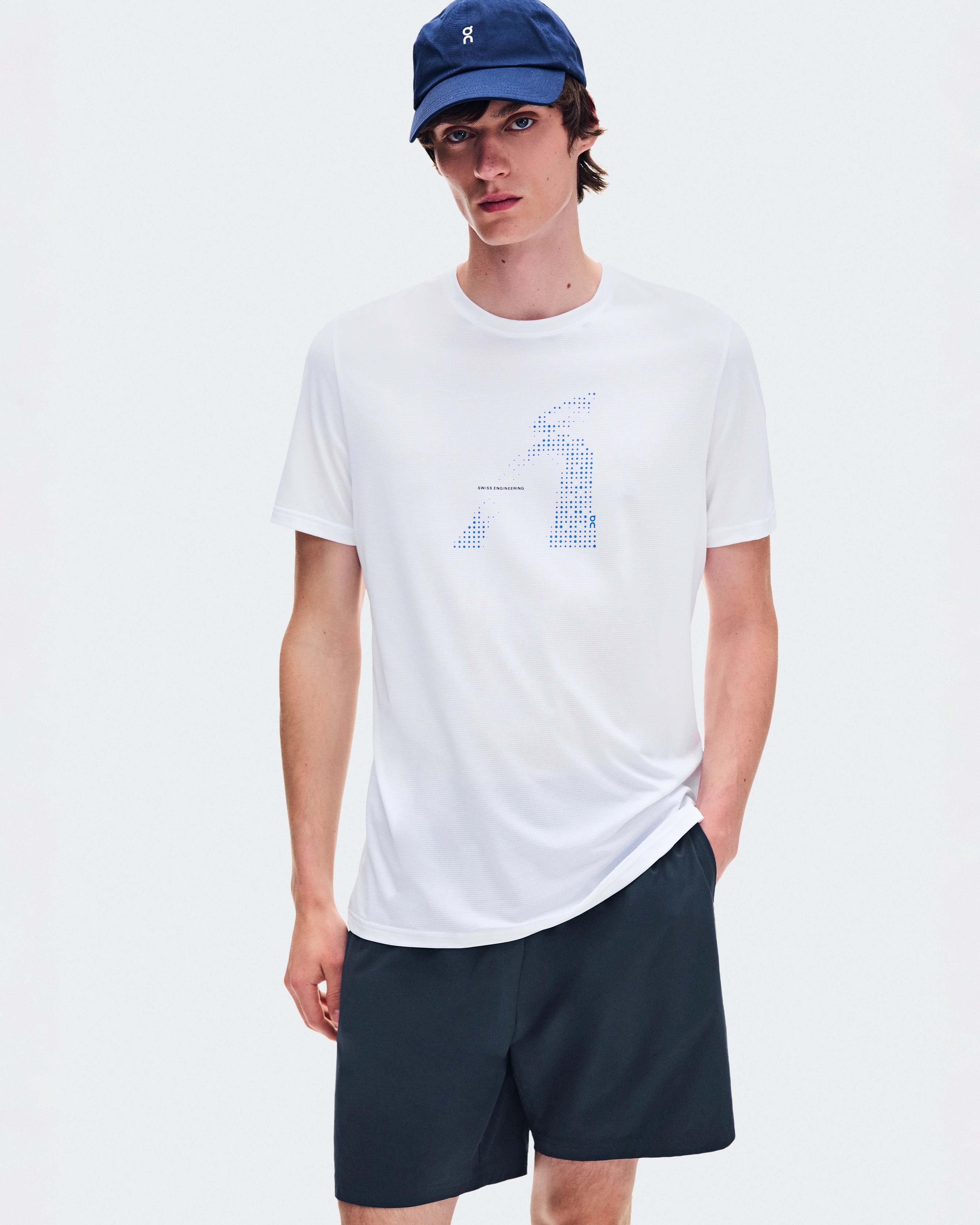 On Core-T Graphic White メンズ トップス&Tシャツ