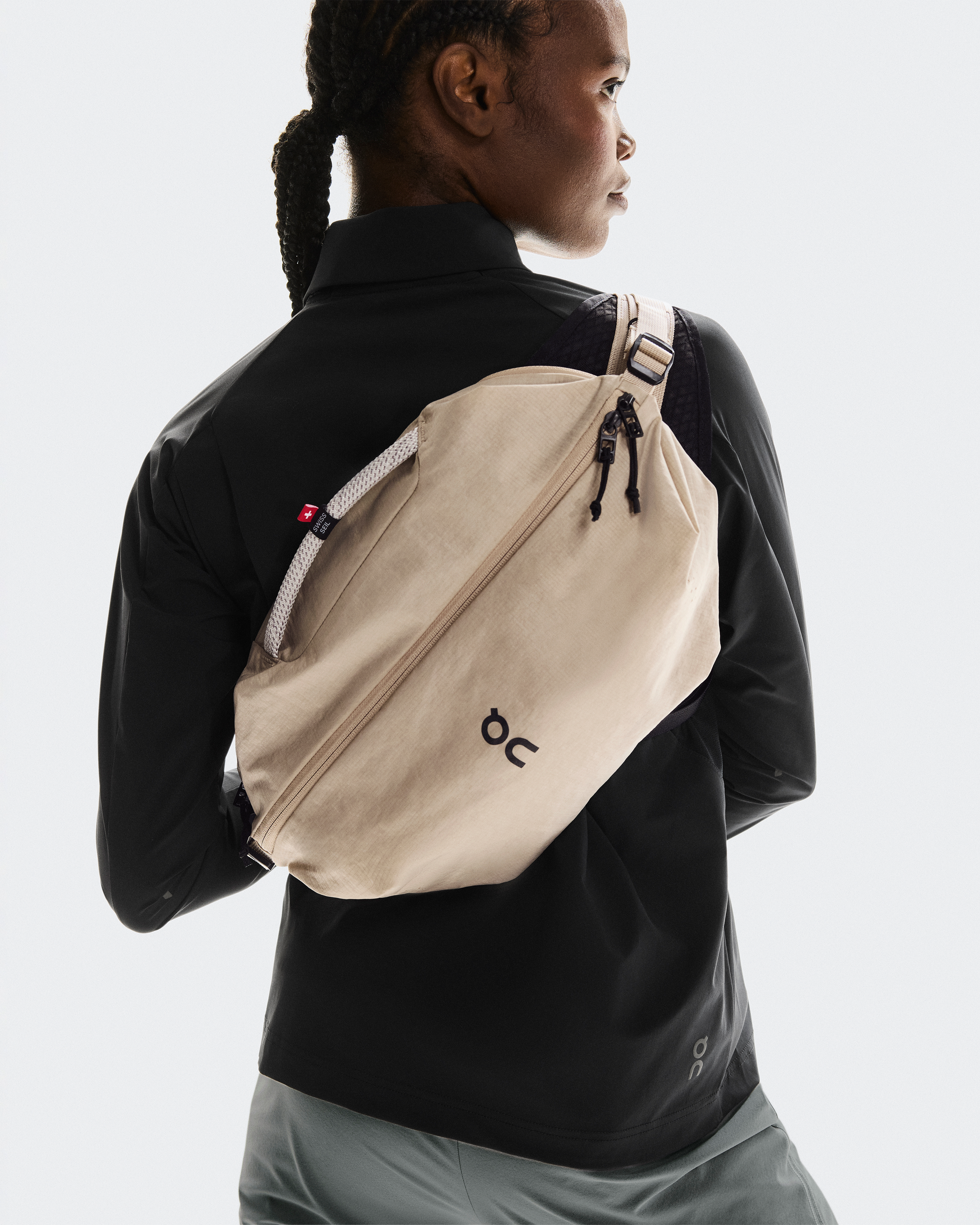 Sling Pack 9LUnisex / Sand | Black