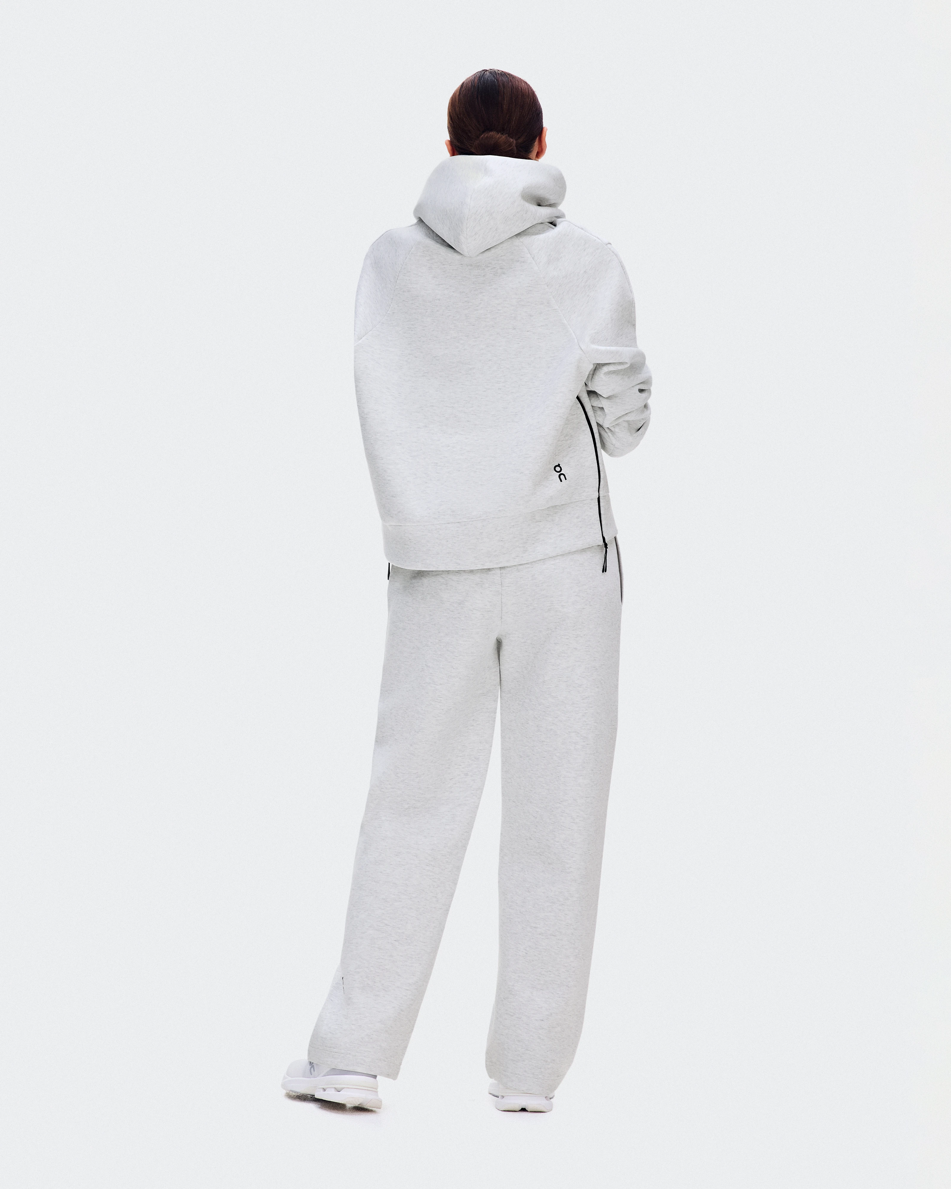 On Focus Tech Hoodie Crater Women Hoodies and sweatshirts
