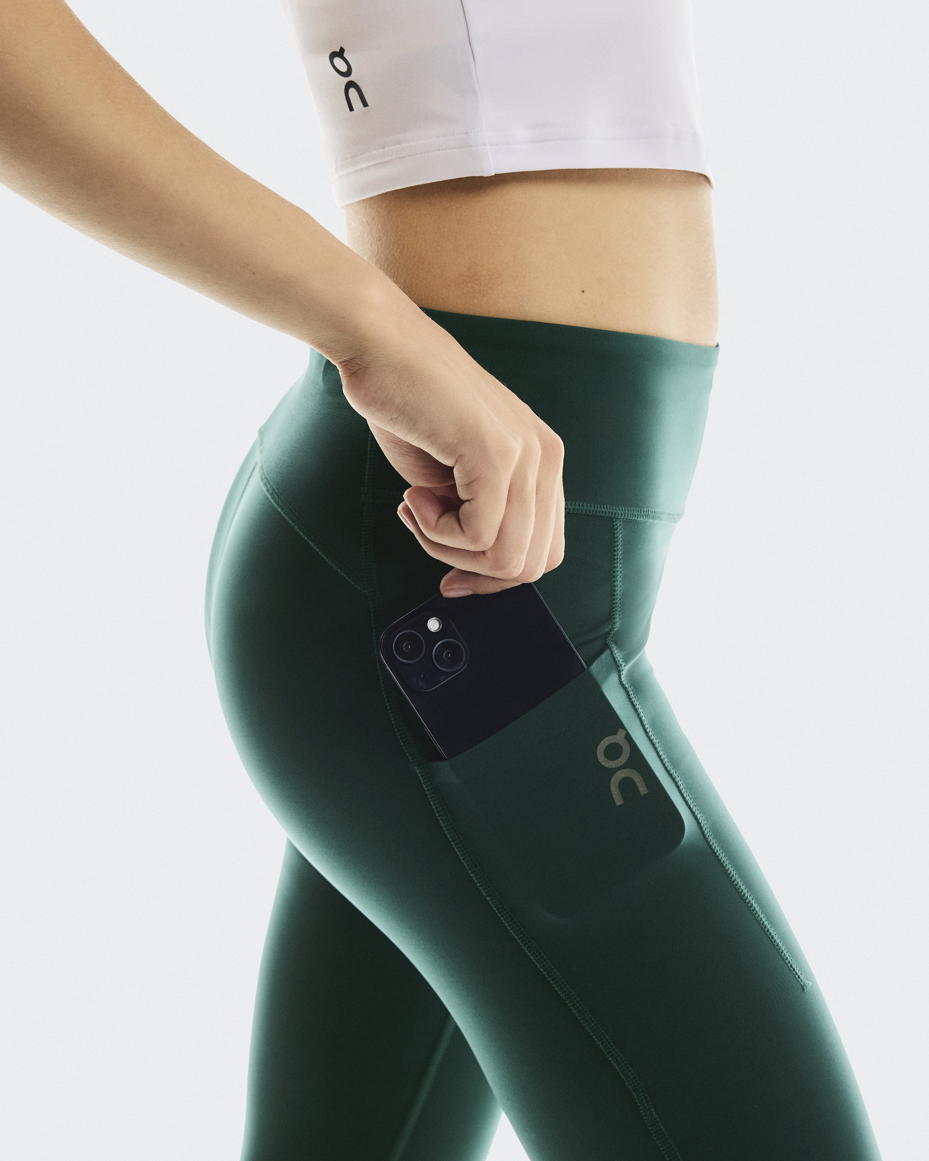 Women's Performance Tights | Green | On United States