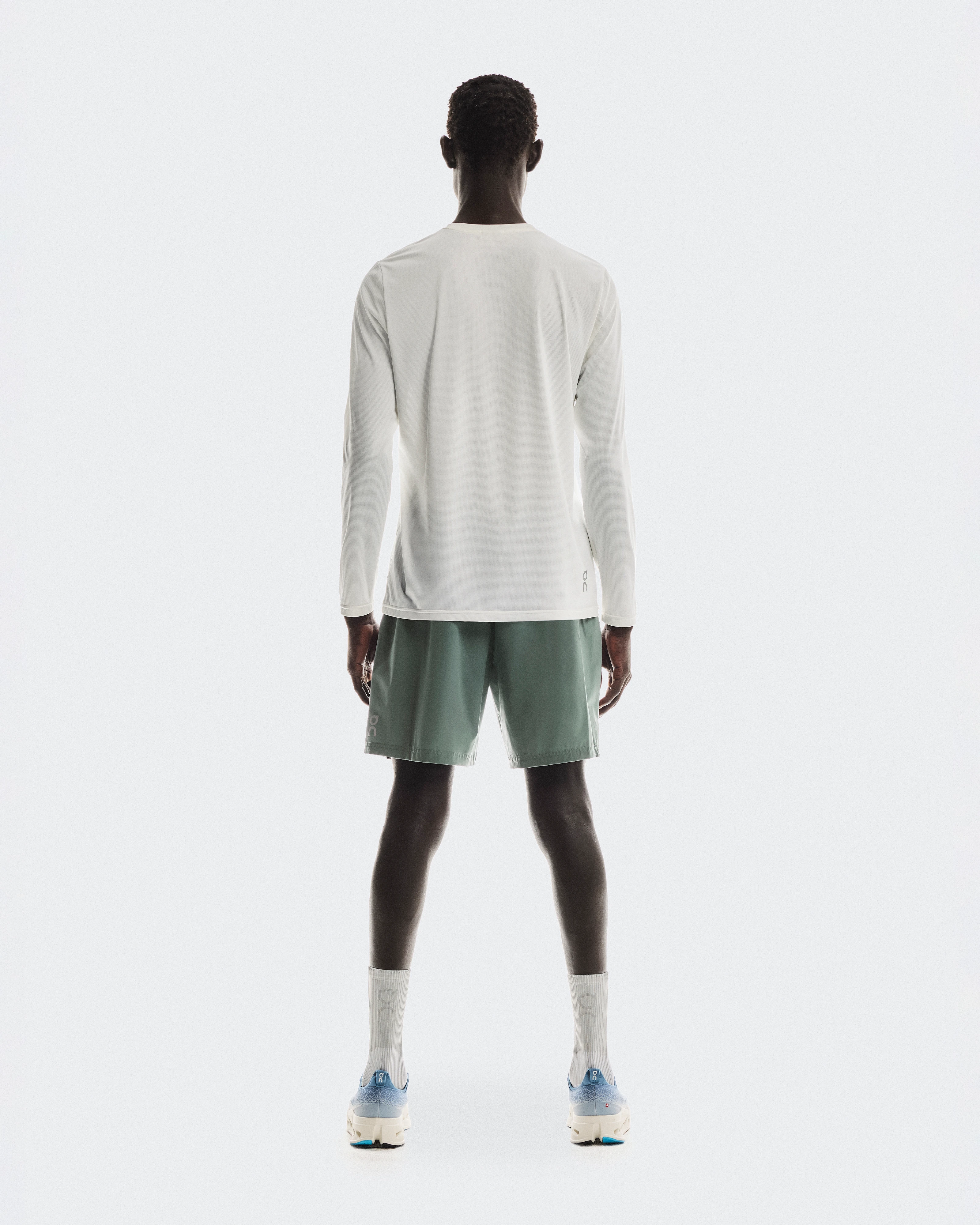 On 7" Core Shorts Olive Men Shorts
