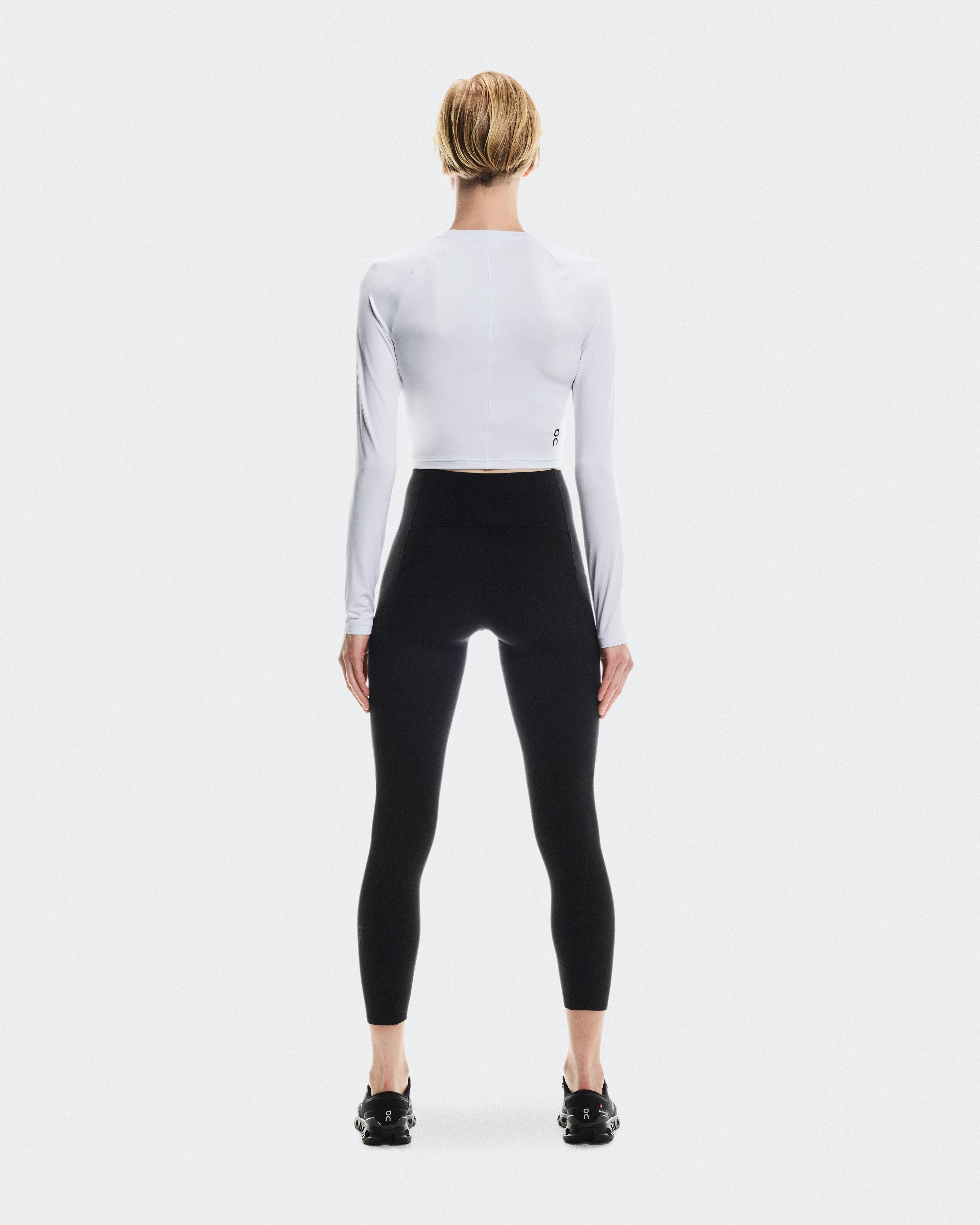 On Studio Long-T Crop White Women Tops and t-shirts
