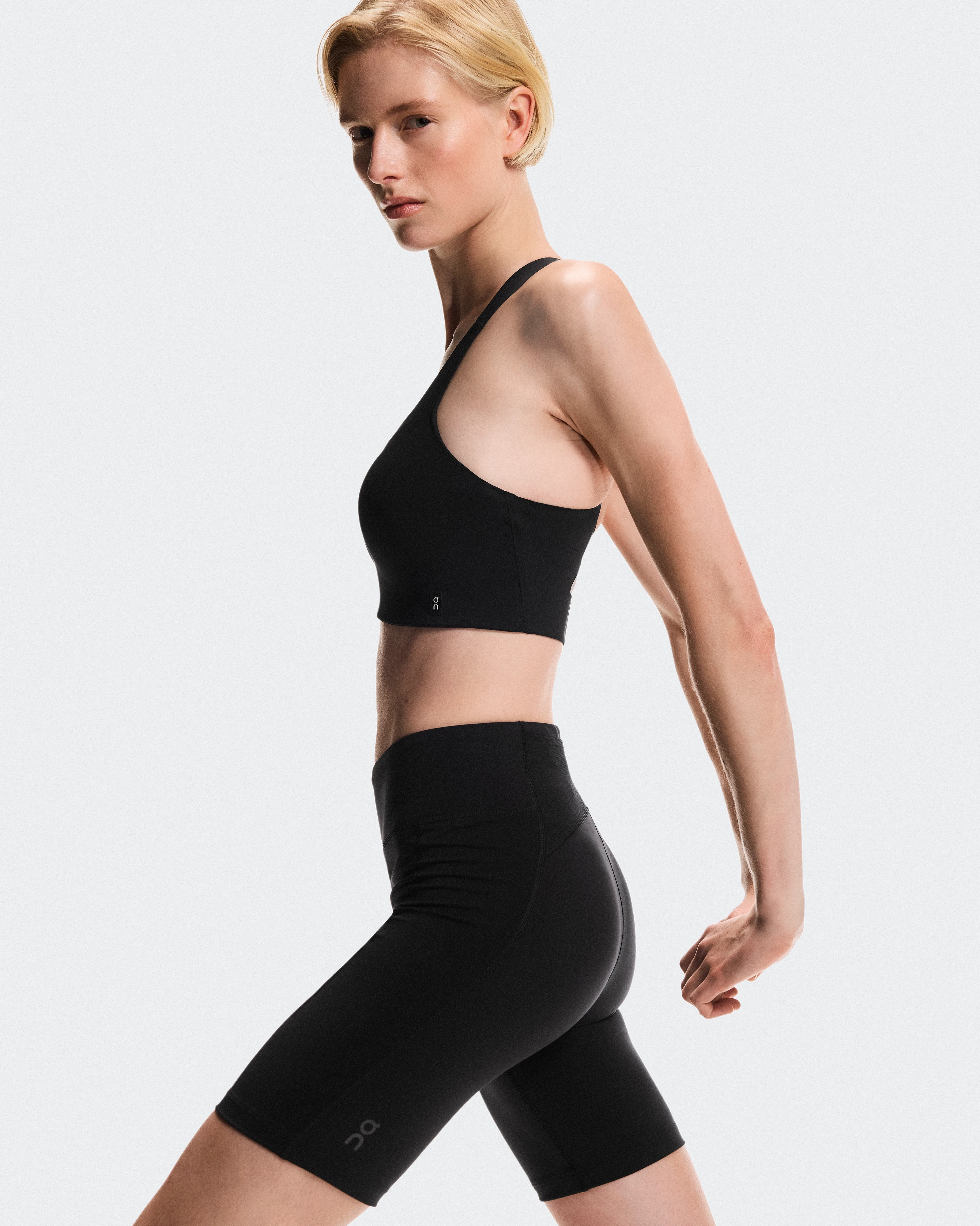 On 8" Performance Tights Black Women Tights