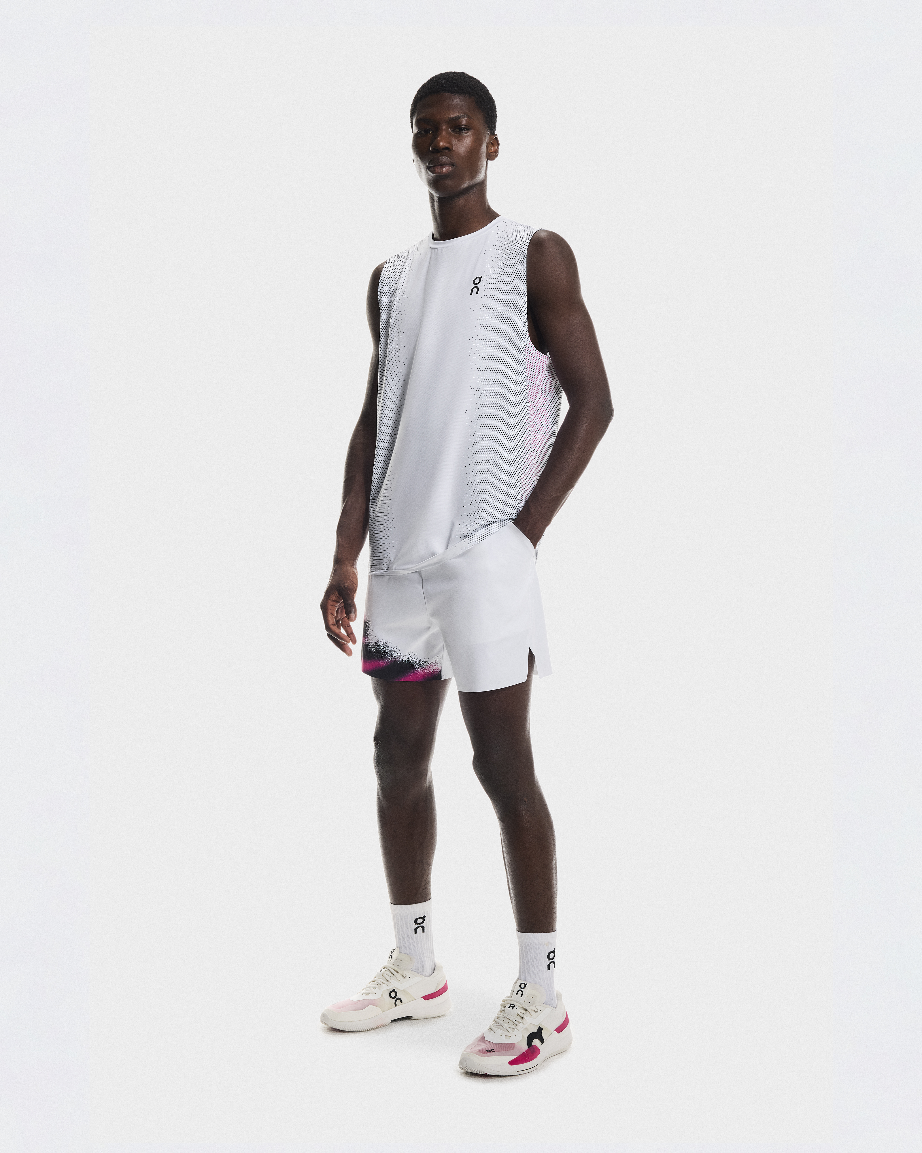 ON court shorts メンズ Sサイズ　テニス　シェルトン The Court Shorts: Men's Light Drawstring Tennis Shorts | On
