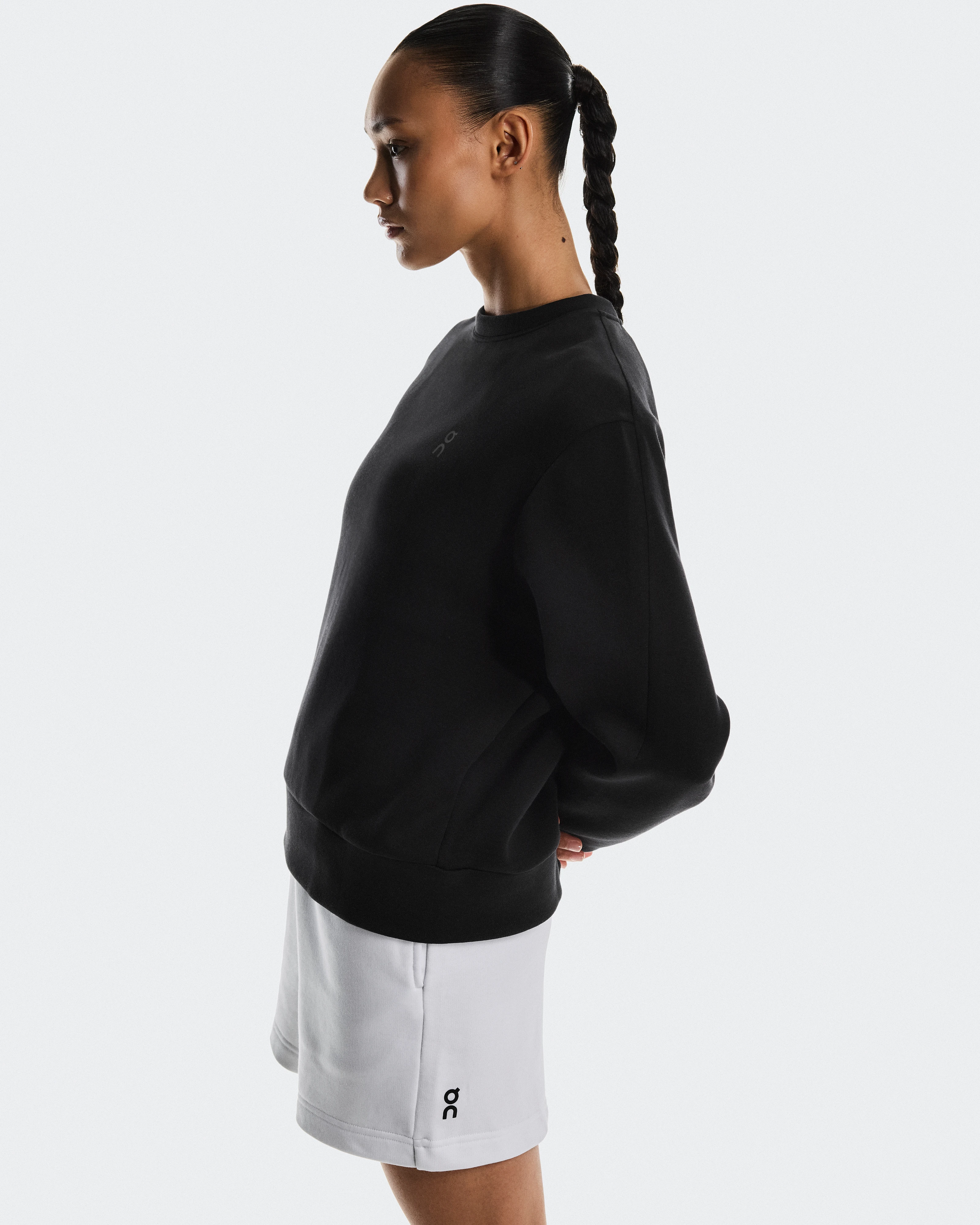 On Focus Tech Crew Black Women Hoodies and sweatshirts