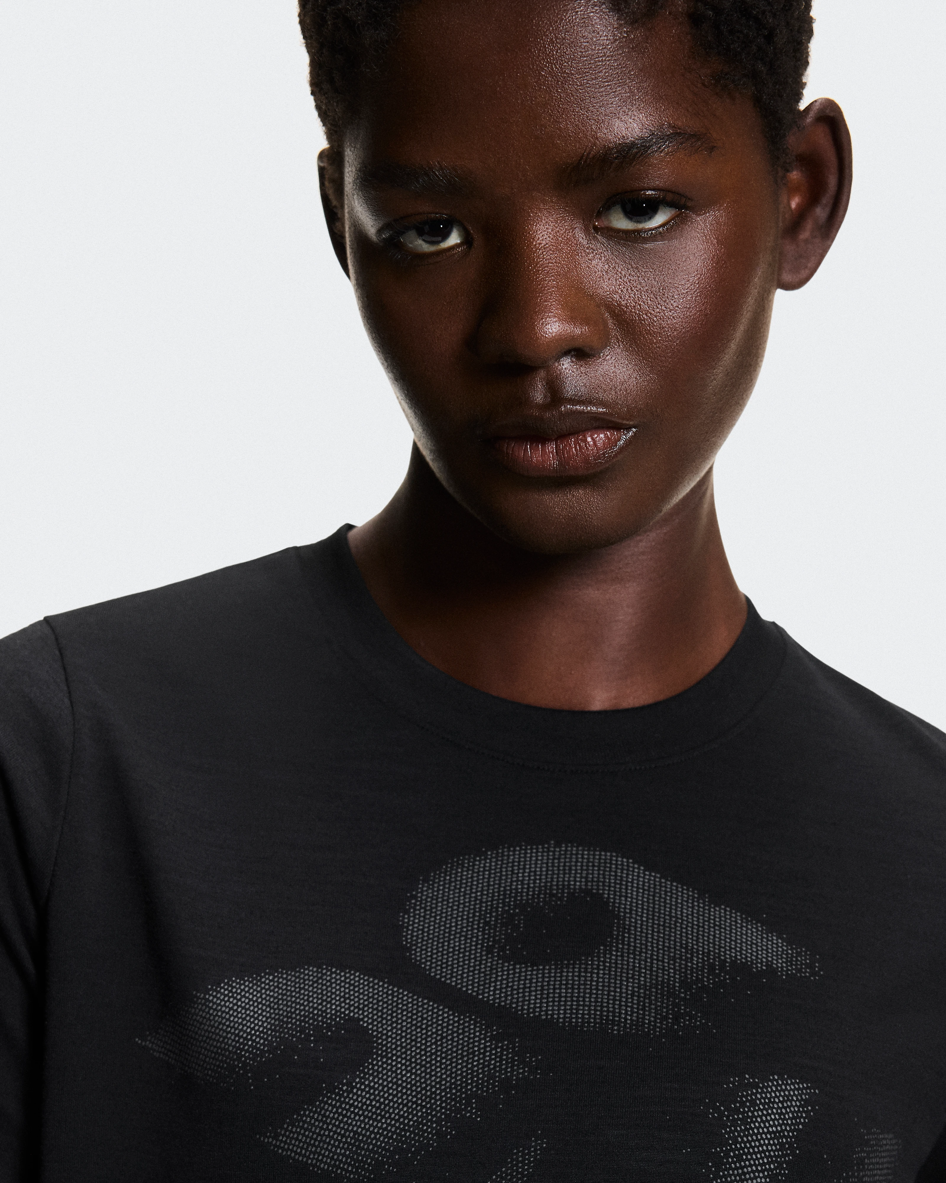 On Core Volt-T Black Women Tops and t-shirts