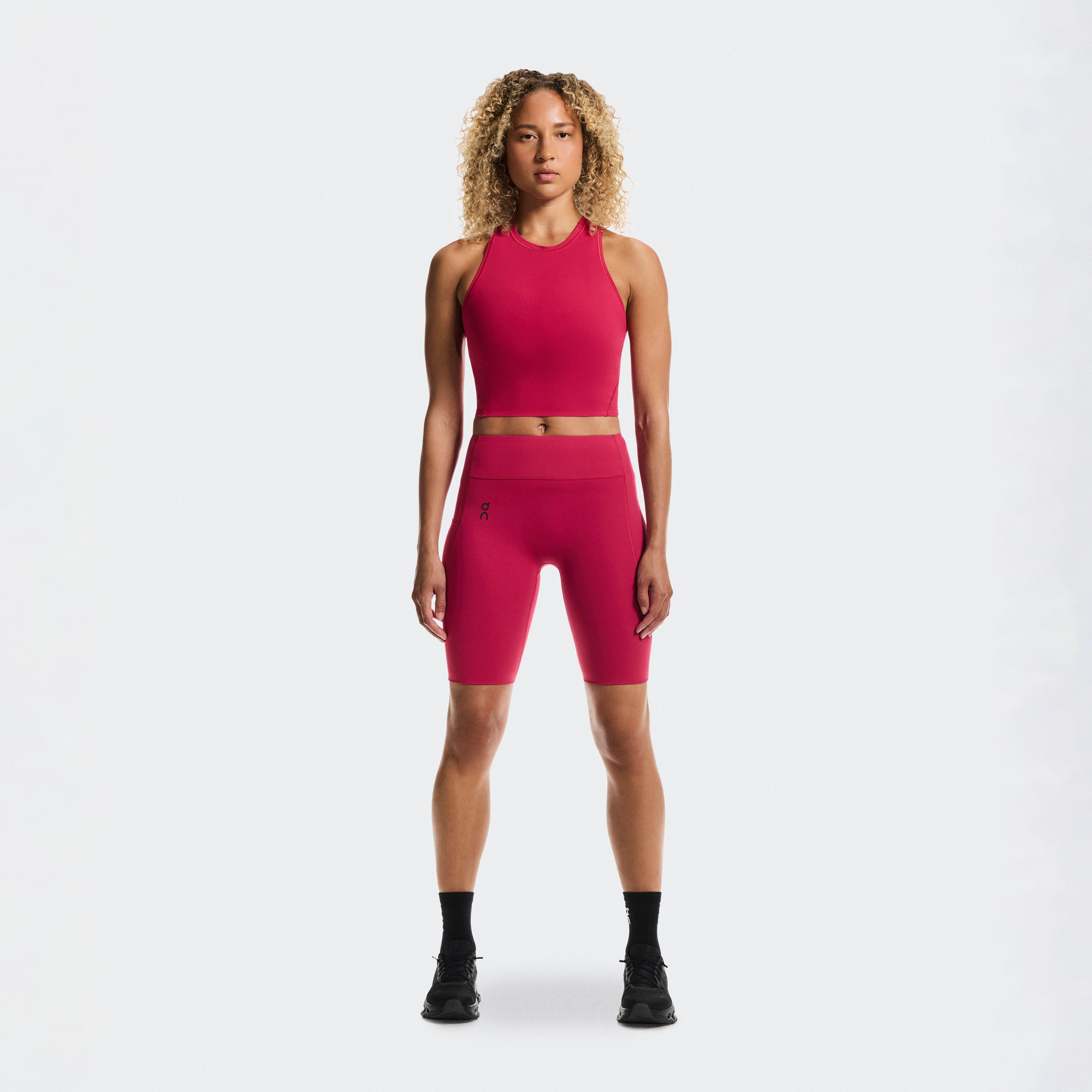On Studio Tights Short Pink Women Women – Low-intensity, buttery soft, form-fitting Tights