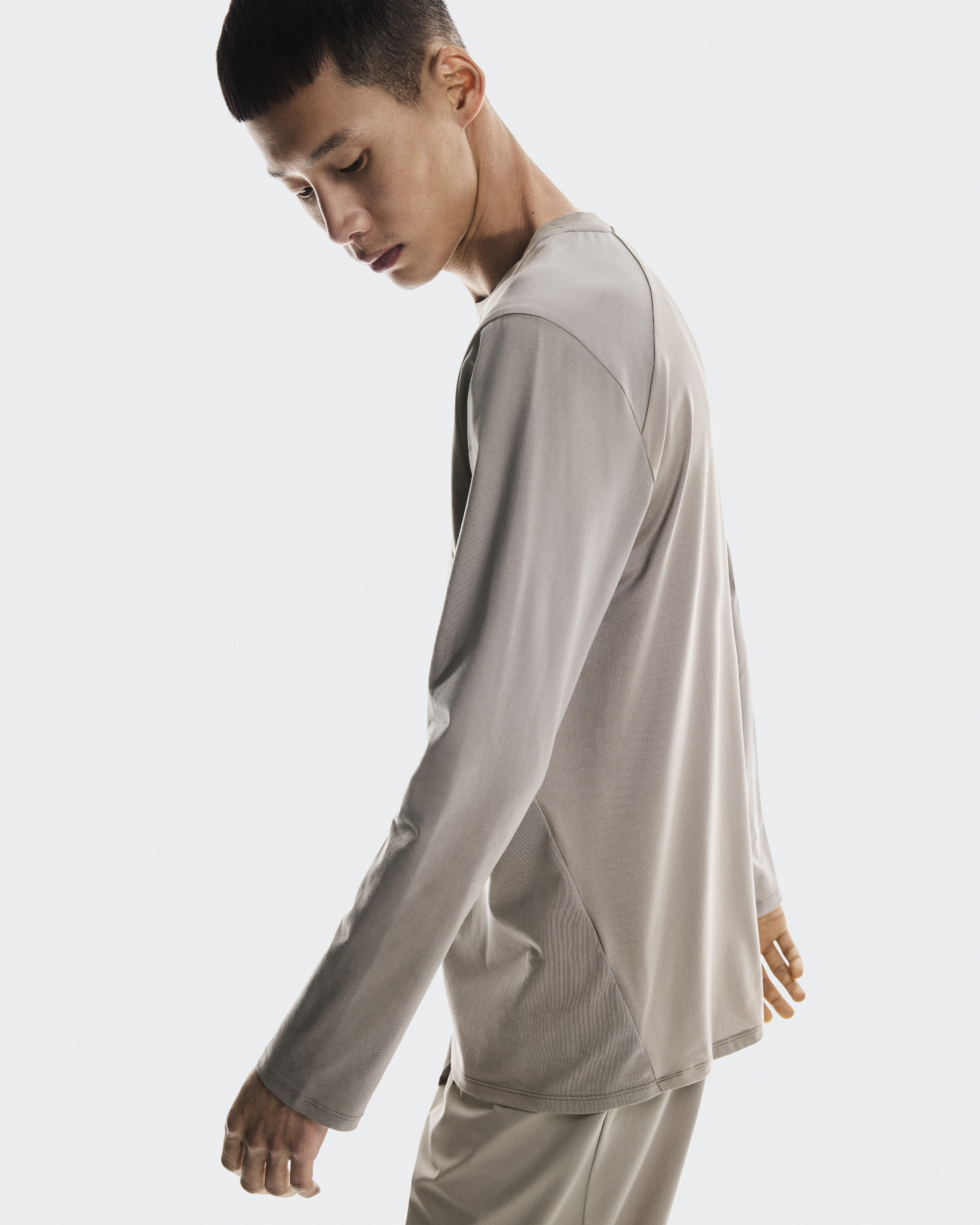 Trek Long-T: Men's Breathable T-shirt For The Outdoors | On