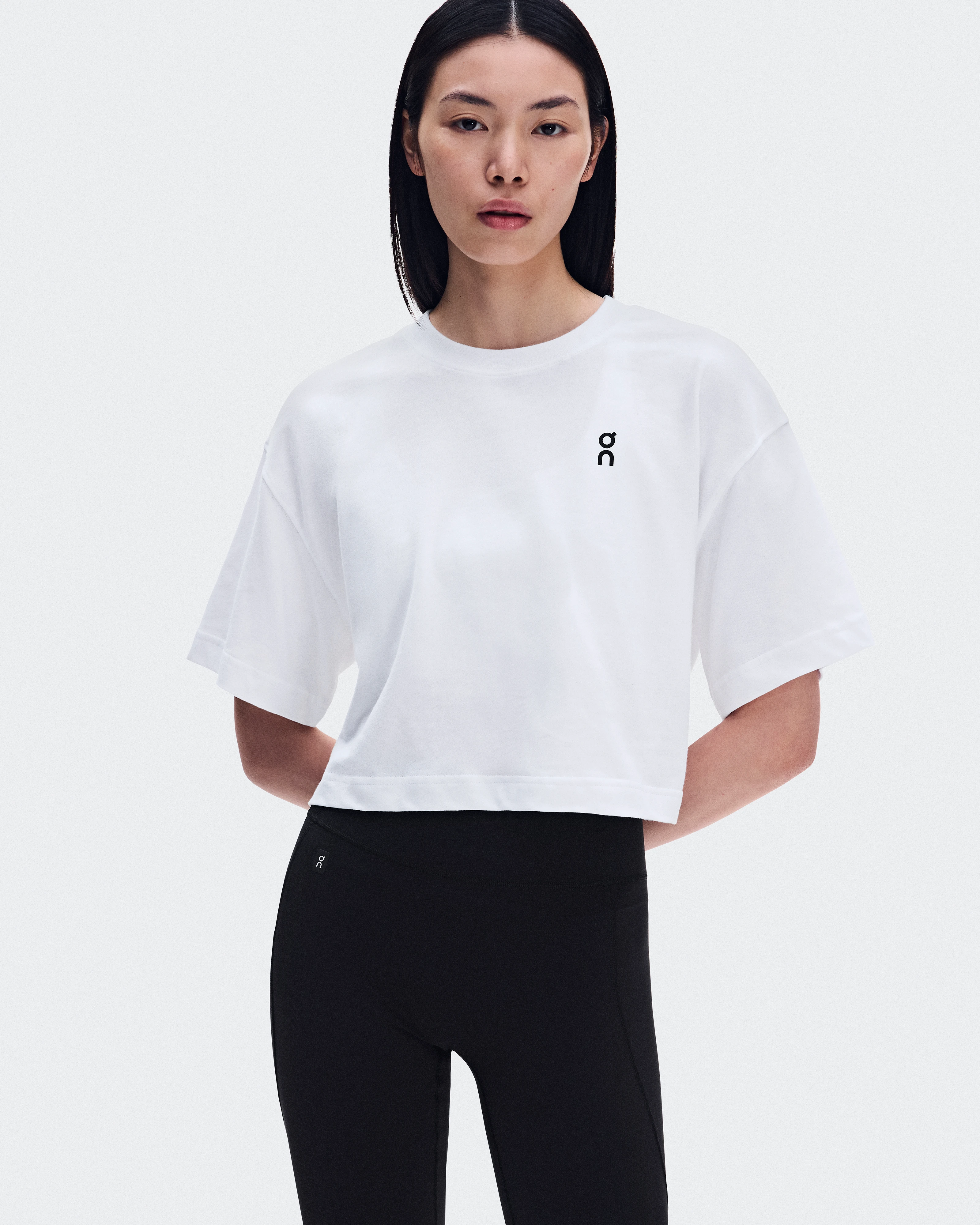On Club Boxy-T Glow White Women Active life