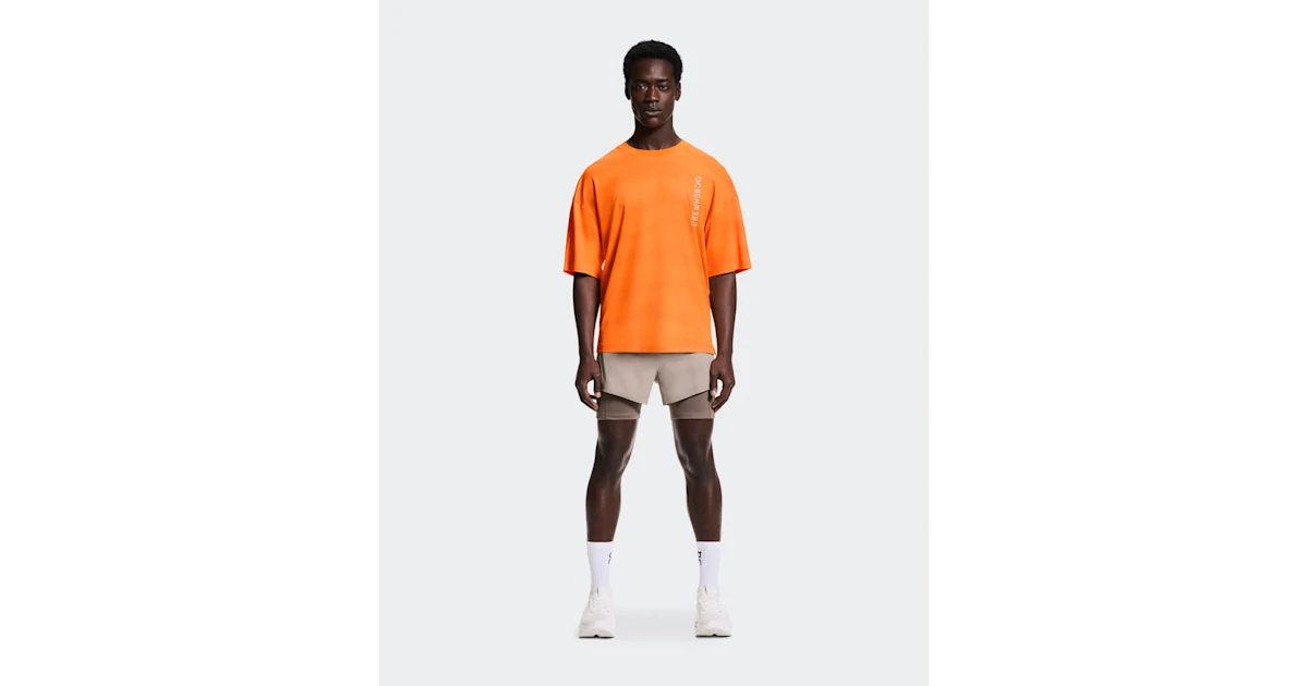 Playera Performance Erewhon amarilla para hombre · On
